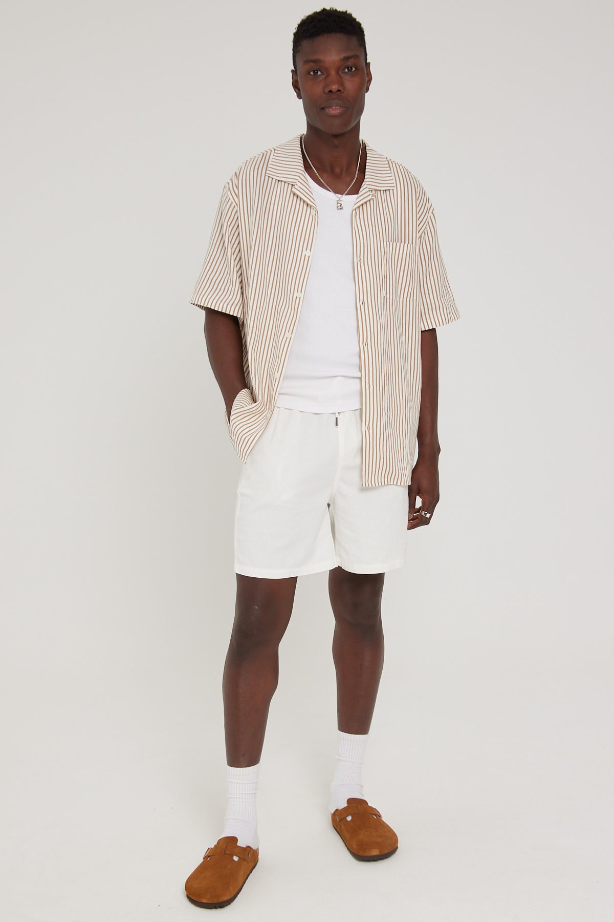 Common Need Essential Short 2.0 White