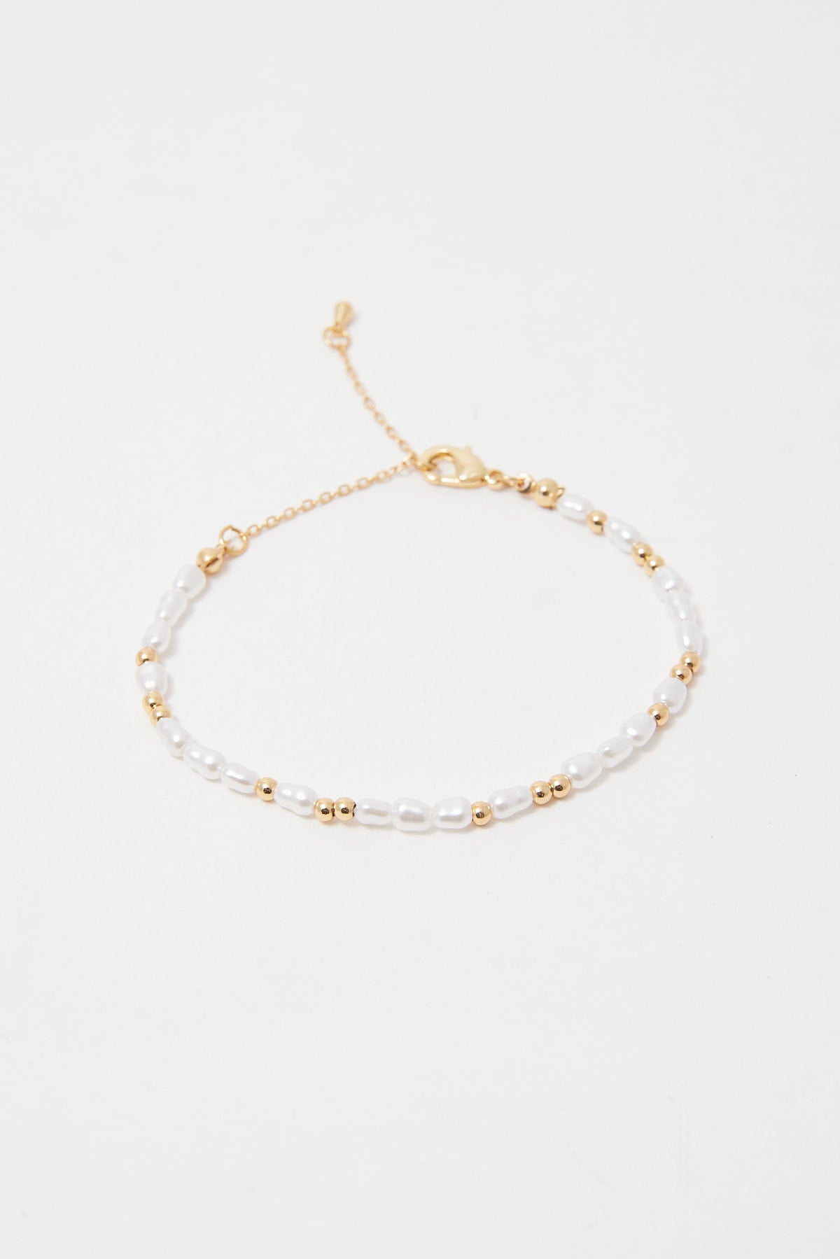 Perfect Stranger Essence Plated Pearl Bracelet 18K Gold Plated