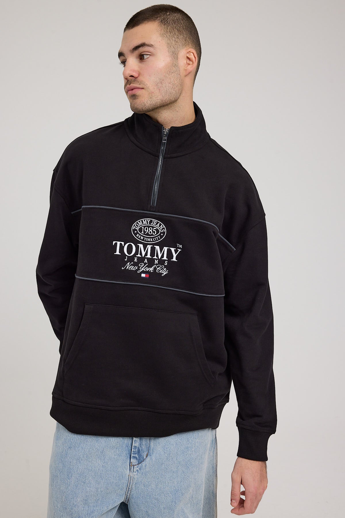Tommy Jeans TJM Relaxed Luxe Athletic 1/2 Zip Crew Black