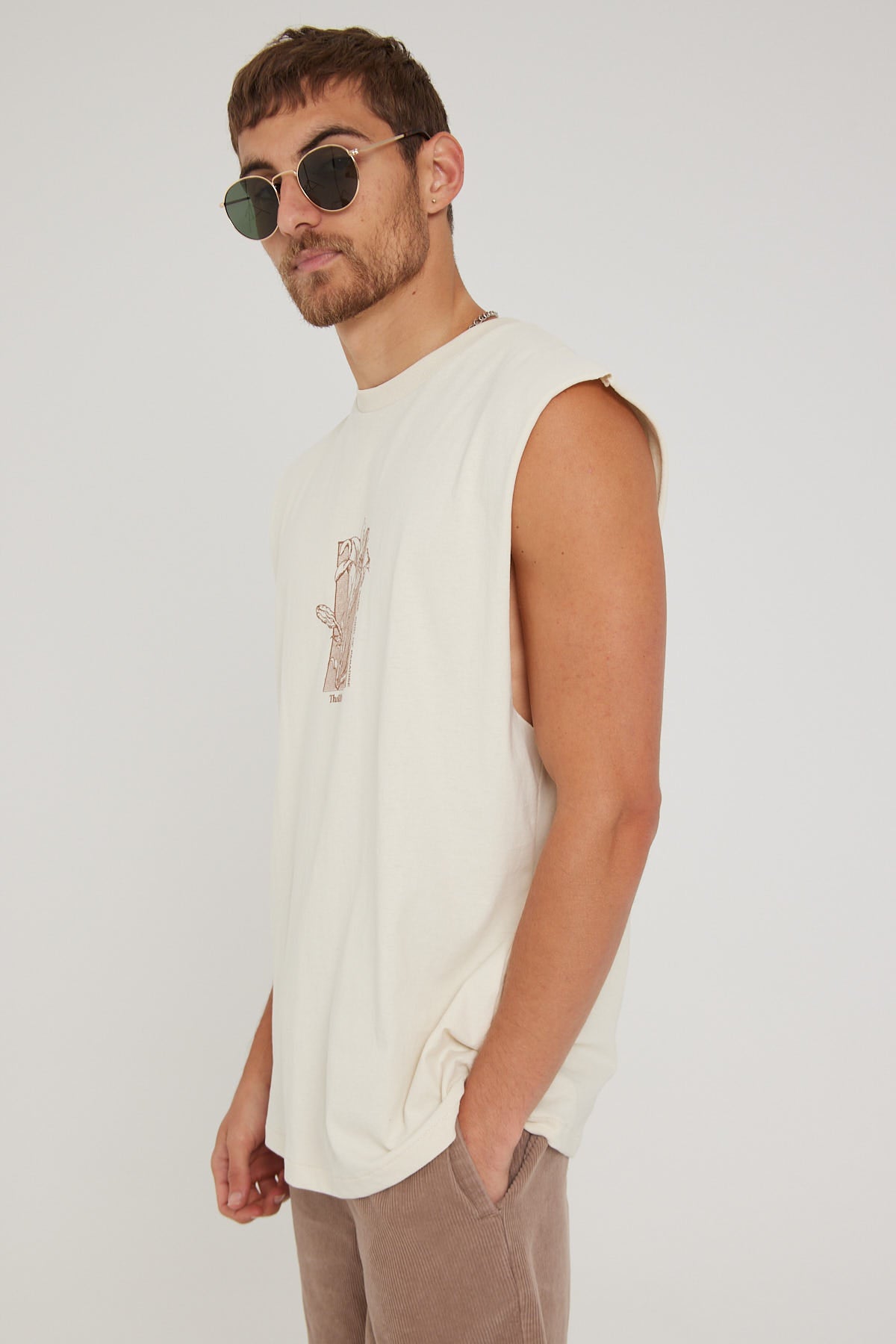 Thrills Paradise Lily Merch Fit Muscle Tee Heritage White