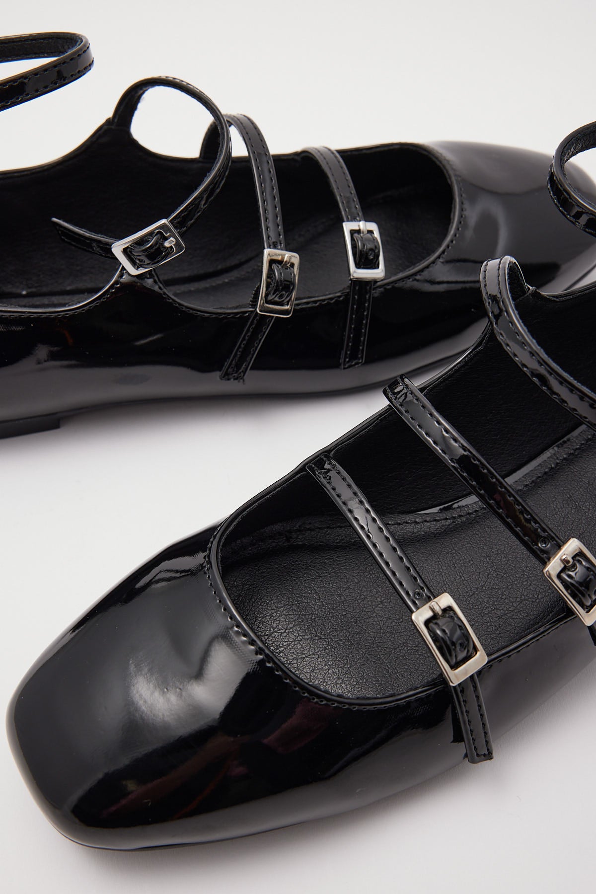 Therapy Odile Flat Black Patent