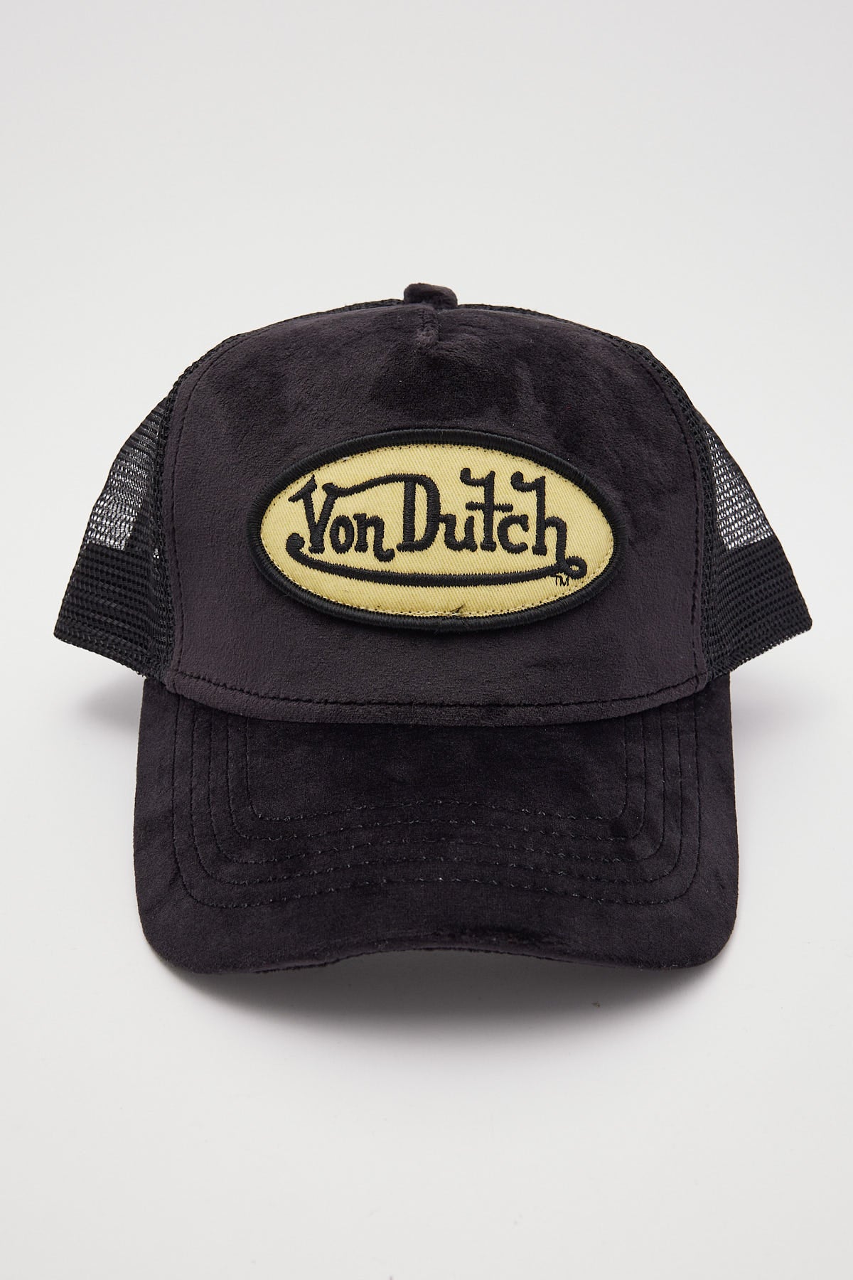 Von Dutch Black Velvet Trucker Black