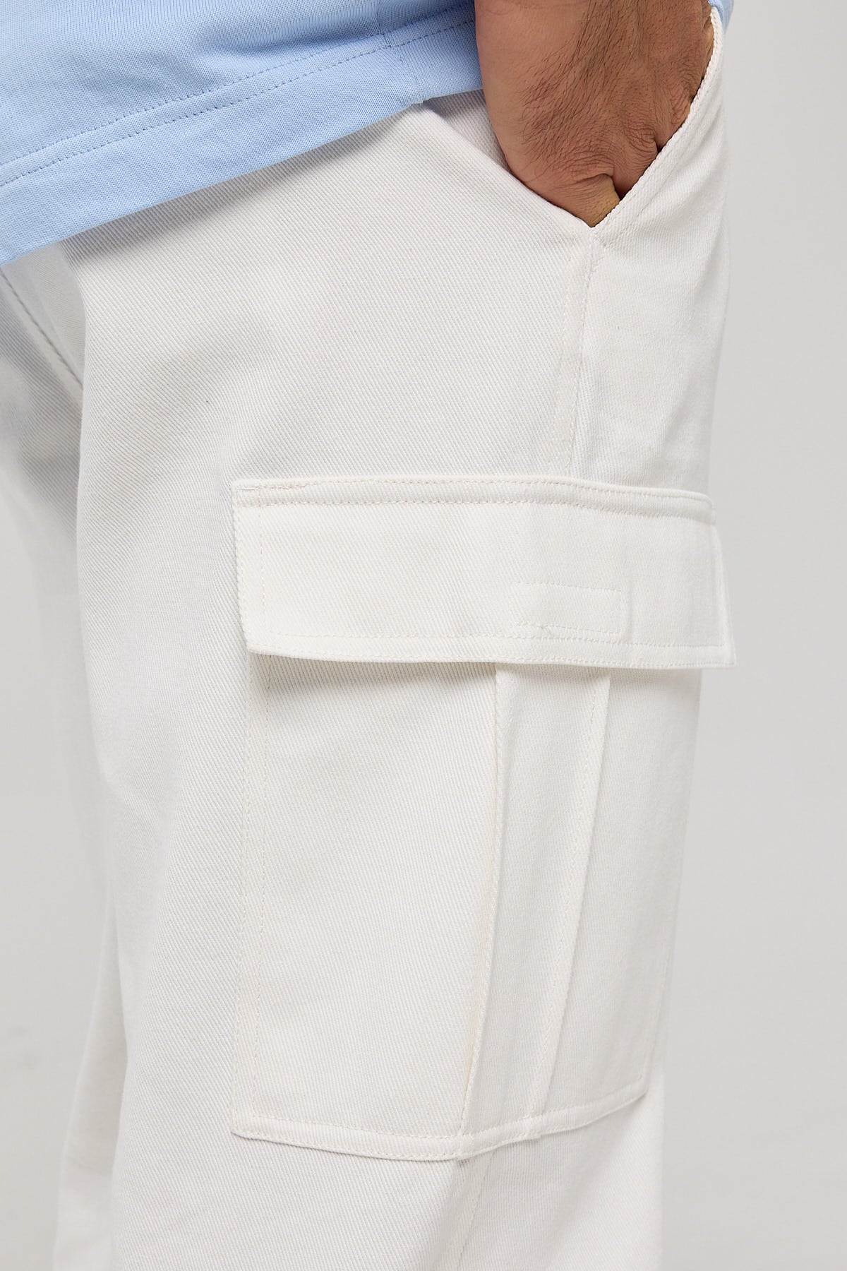 Common Need Relaxed Cargo Pant Off White
