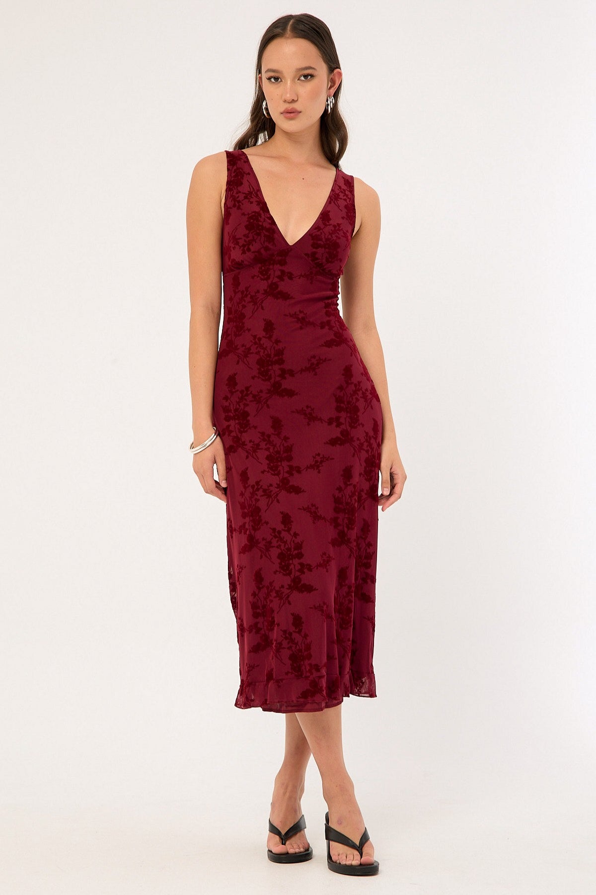 Motel Gabriela Midi Dress Botanical Flower Maroon Universal Store Motel Gabriela Midi Dress Botanical Flower Maroon Universal Store