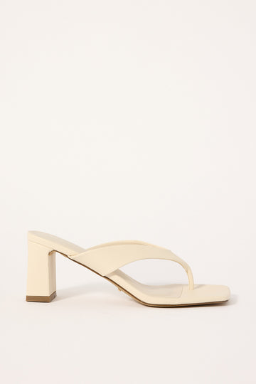 Billini Neriah Thong Heel Bone