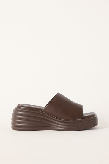 Therapy Flaunt Wedge Slide Chocolate Smooth PU