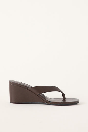 Billini Tiggy Thong Wedge Chocolate