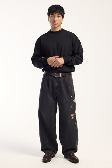 Common Need Sakura Blanco Pleated Jean Ash Black