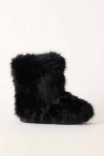 Therapy Volt Fluffy Boot Black Faux Fur