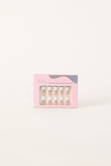 Mitty French Tip Classic Long Press On Nails French Tip