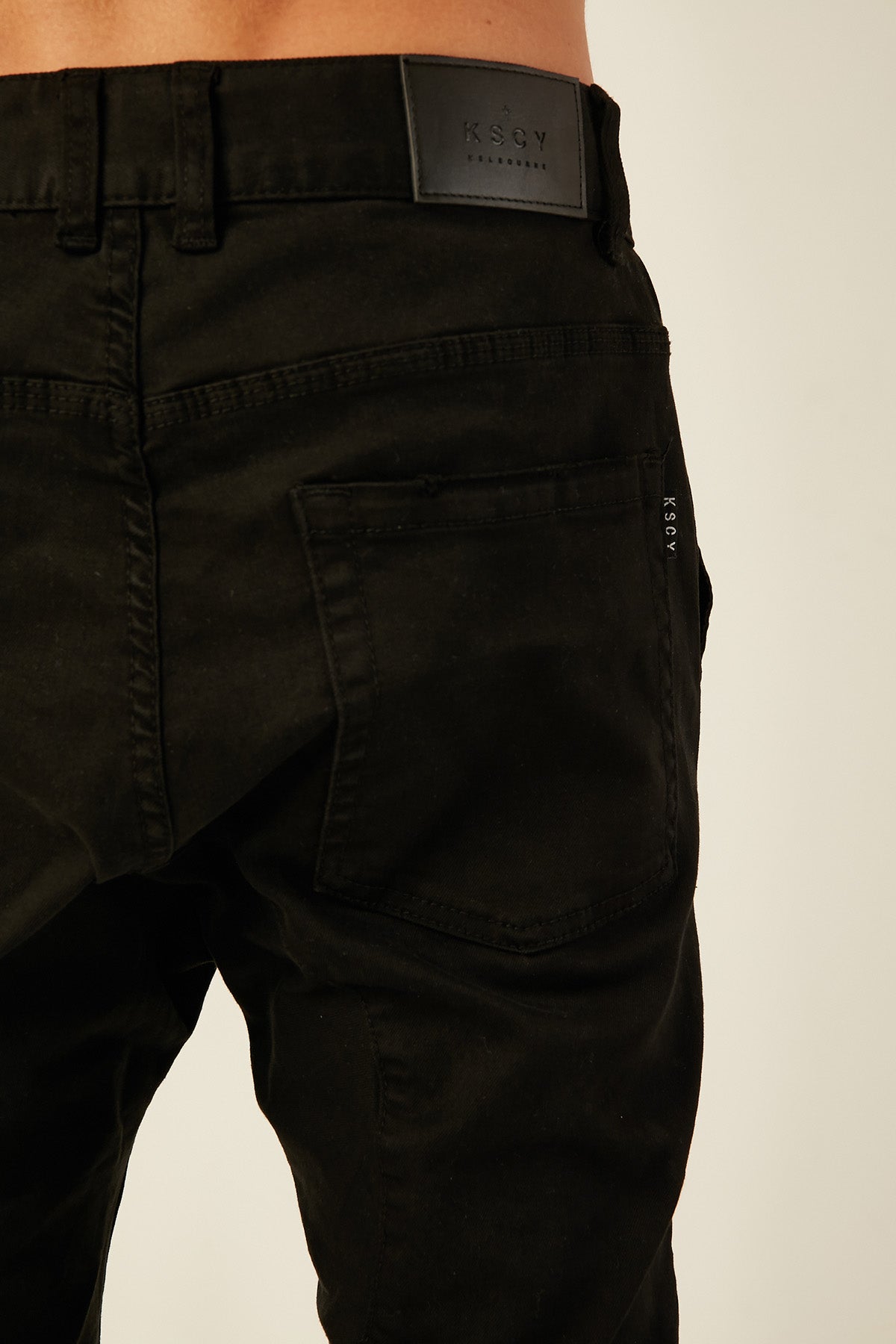 Kiss Chacey Alpha Jogger Jean Jet Black – Universal Store