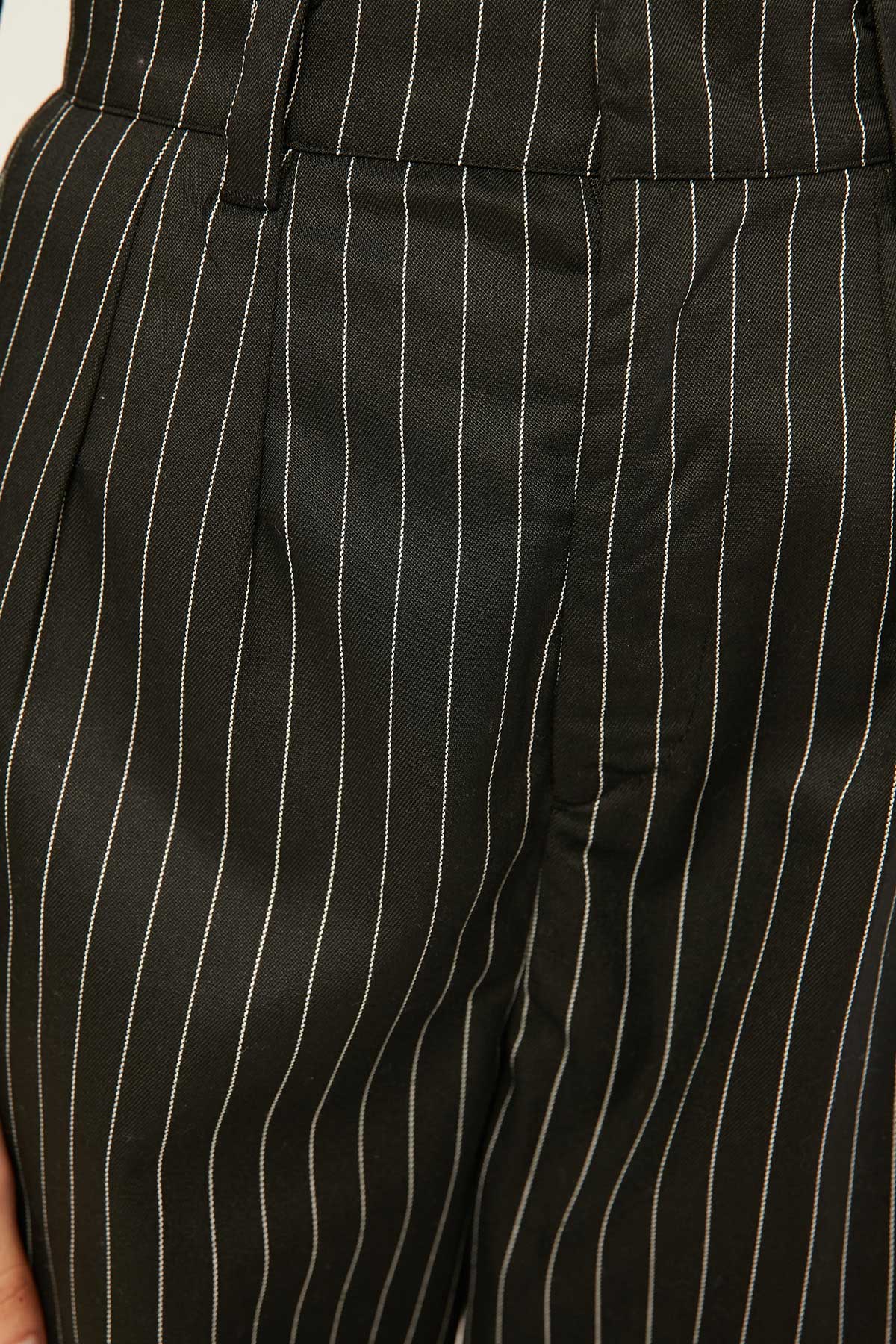 Perfect Stranger Stay With Me Pant Black Pinstripe