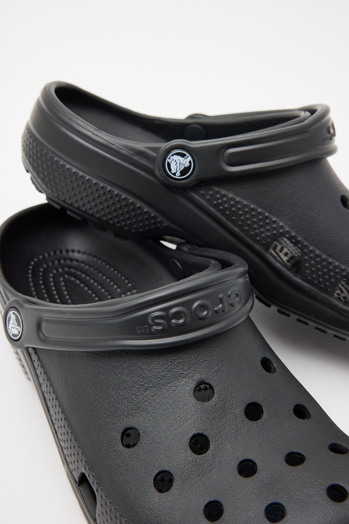 Crocs Classic Black – Universal Store