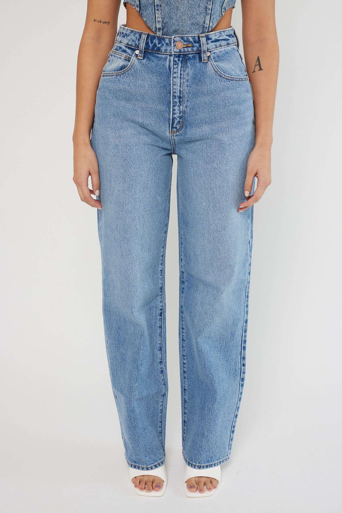 Abrand A Carrie Jean Maggie Organic – Universal Store