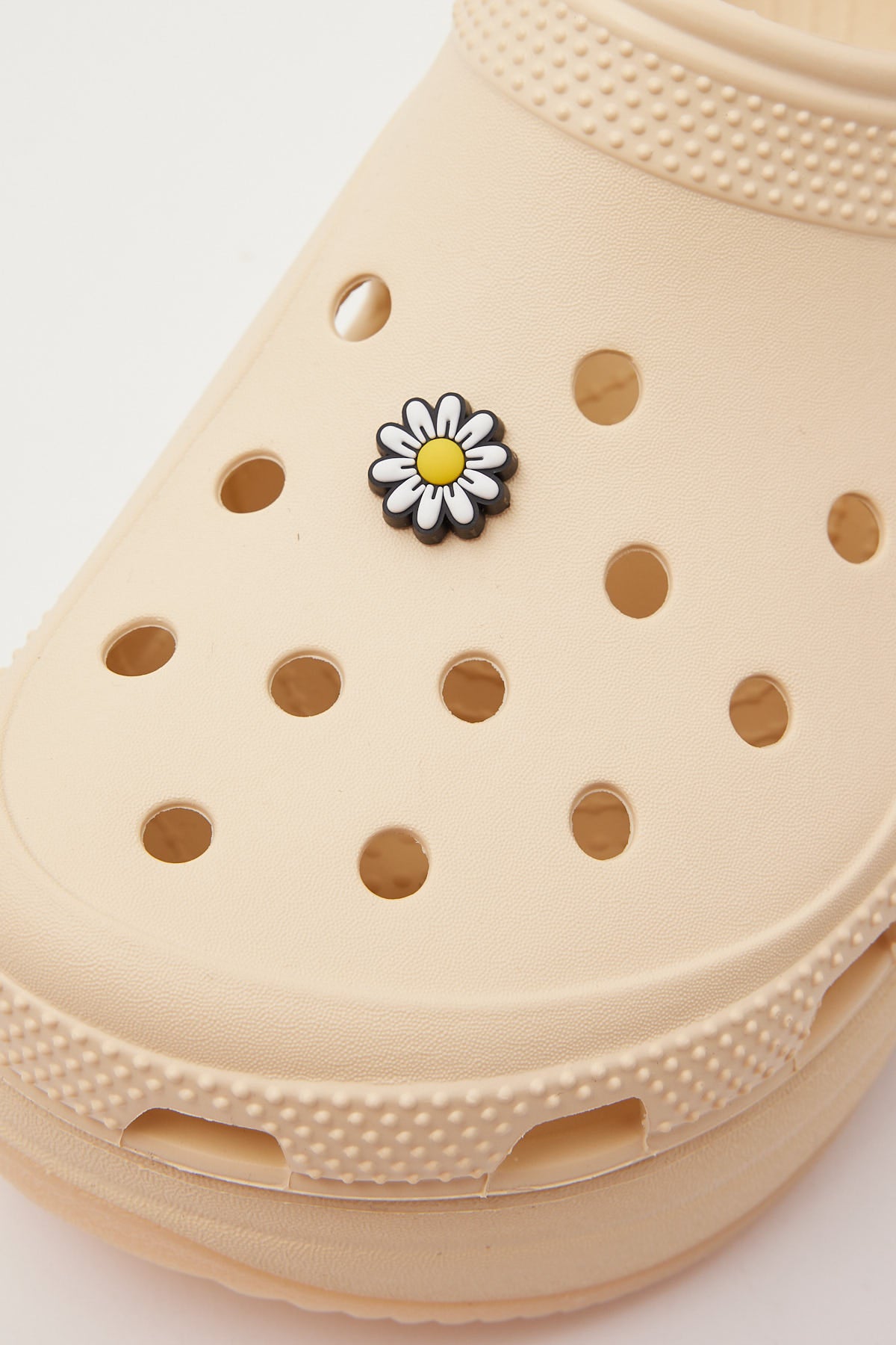Crocs Daisy Jibbitz Universal Store
