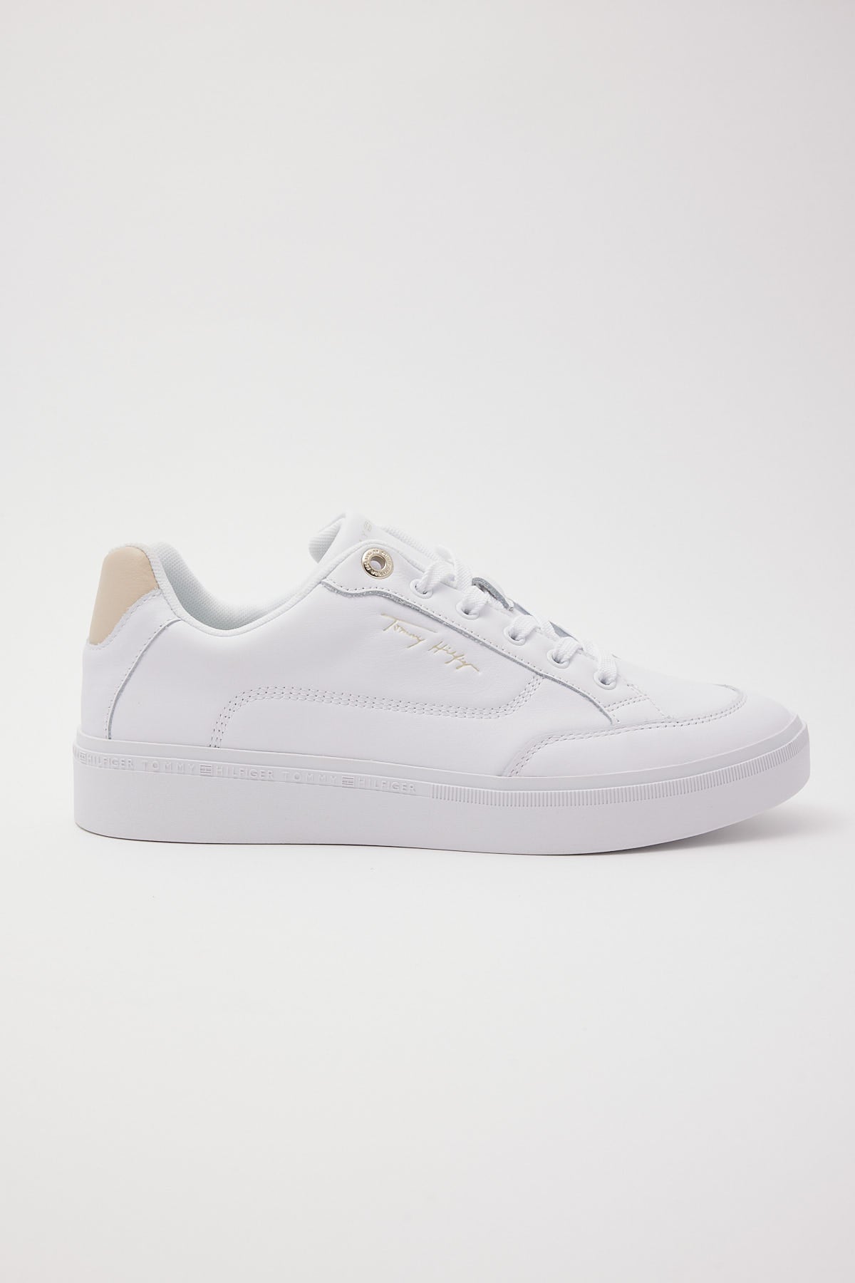 Tommy Jeans Essential TH Court Sneaker White – Universal Store