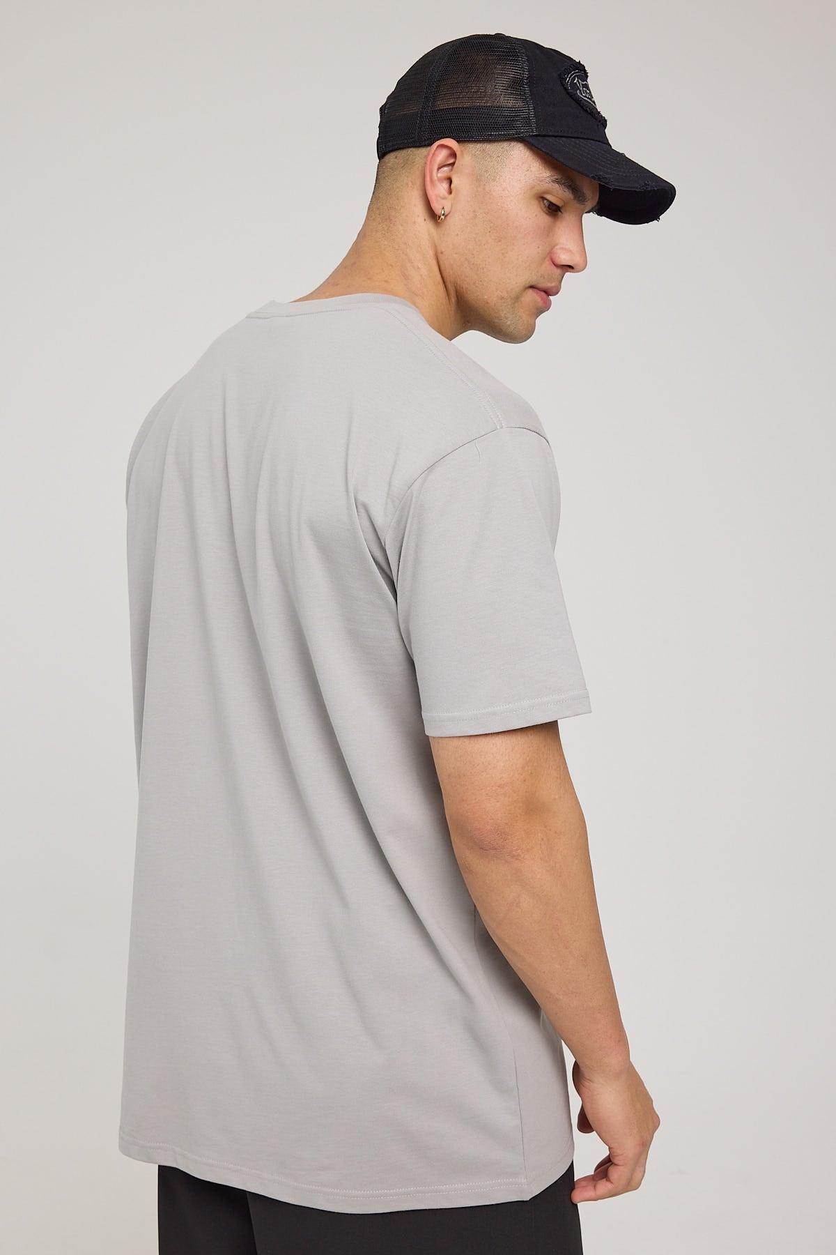 Shop For Men's Basic Tees – Universal Store