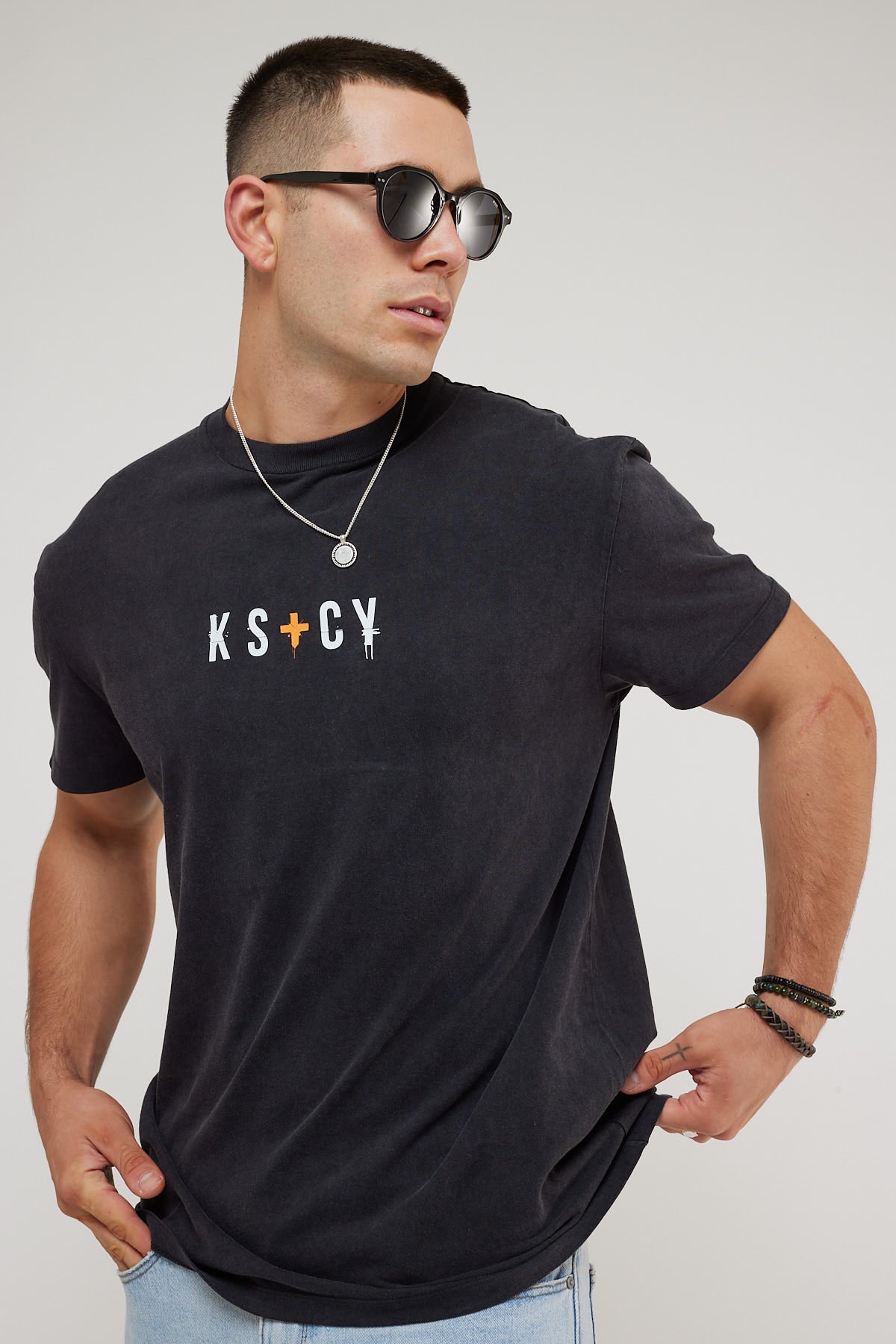 Kiss Chacey Establishment Relaxed Tee Mineral Black