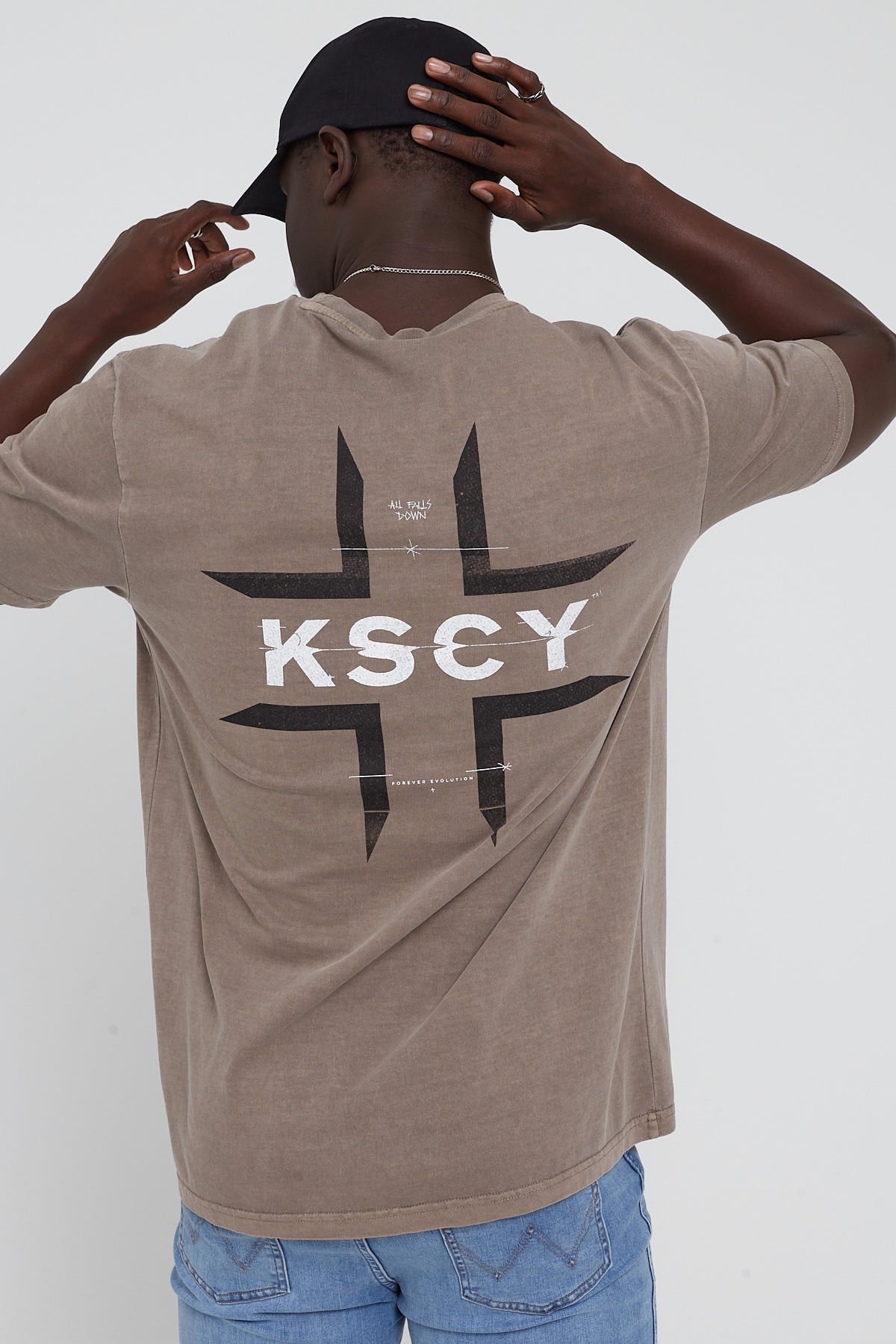 Kiss Chacey Willow Relaxed Tee Pigment Driftwood
