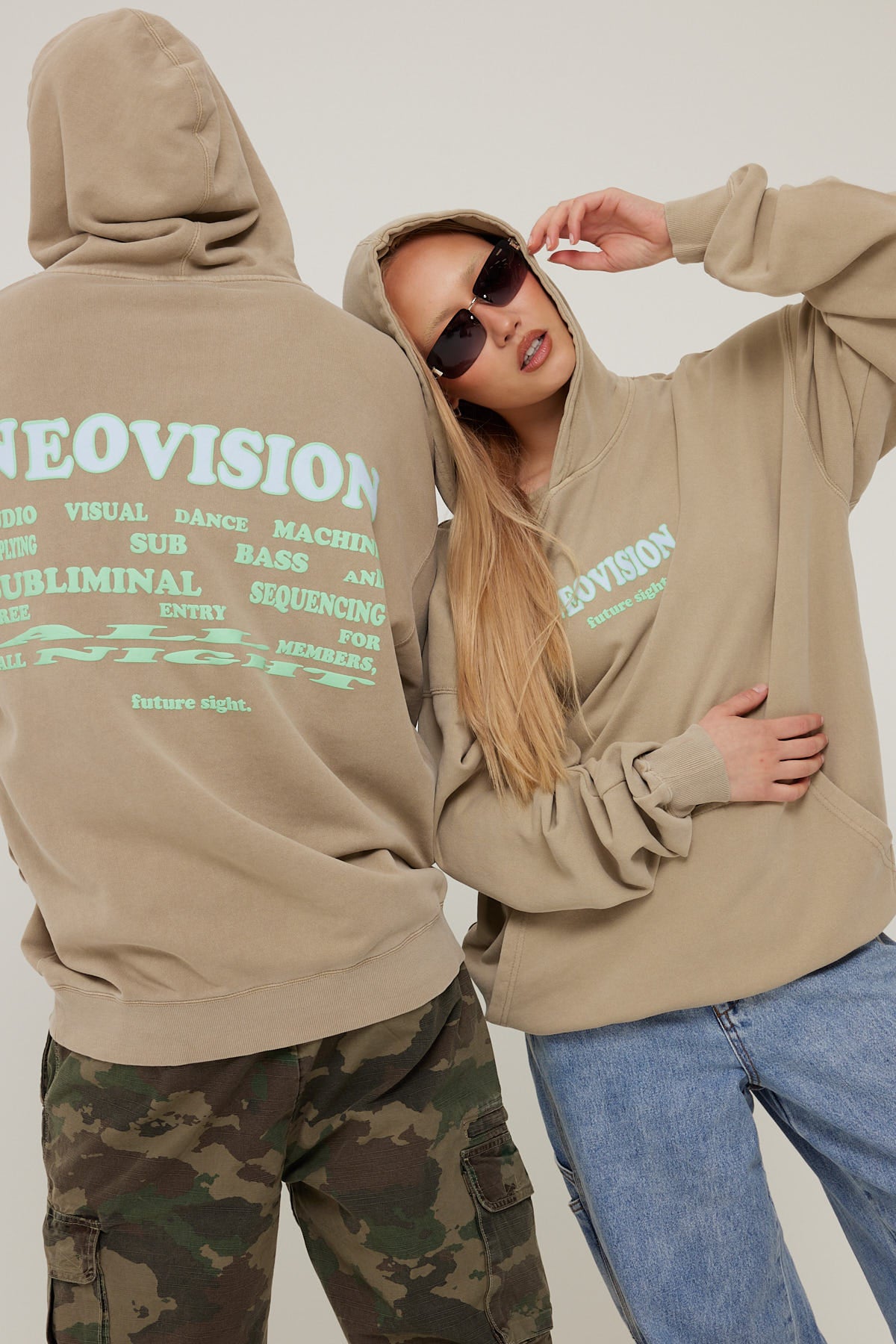 Neovision All Night Oversize Hoodie Taupe