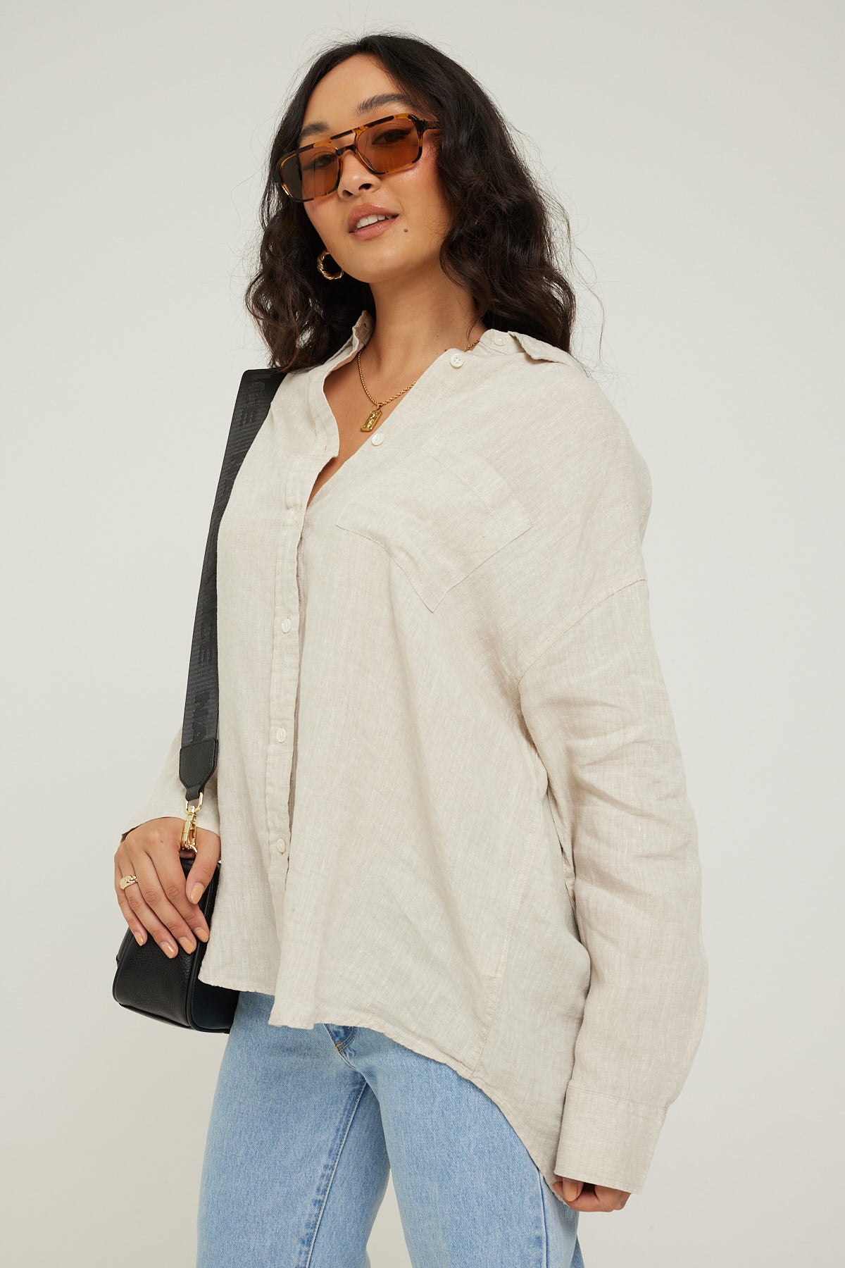 Academy Brand Hampton Womens Linen Shirt Oatmeal