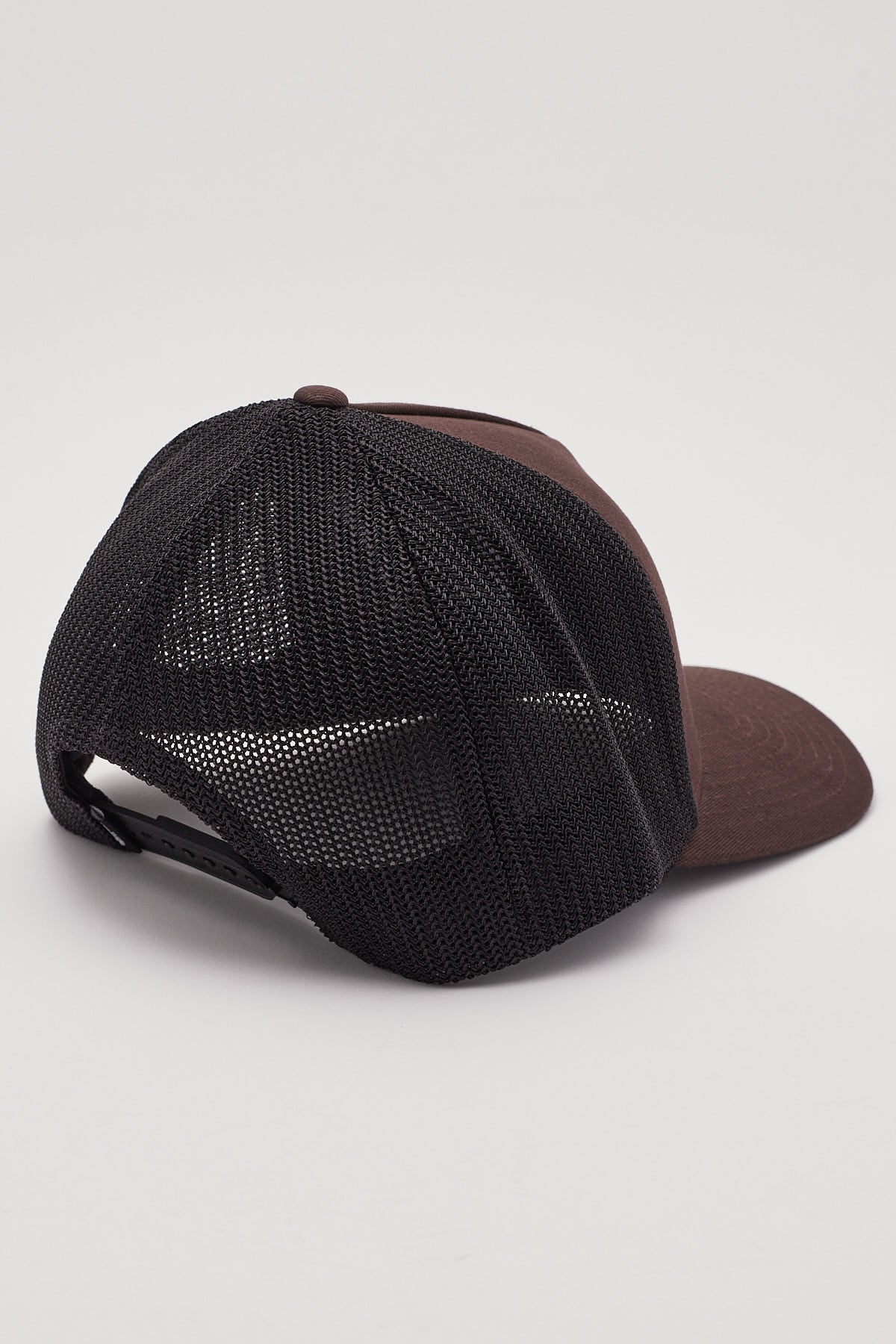 The North Face Keep It Patched Structured Trucker Coal Brown