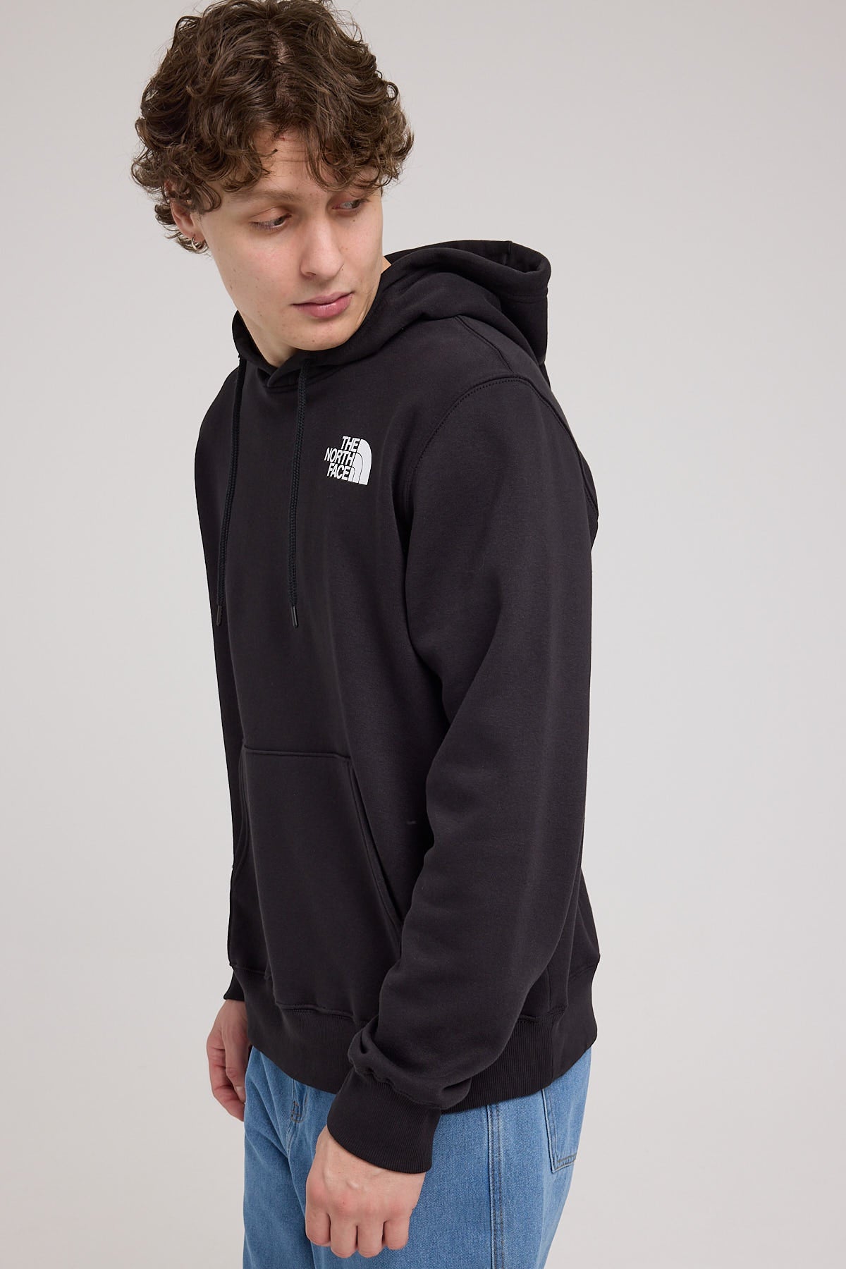 The North Face Men's Box NSE Pullover Hoodie TNF Black/Ombre Graphic