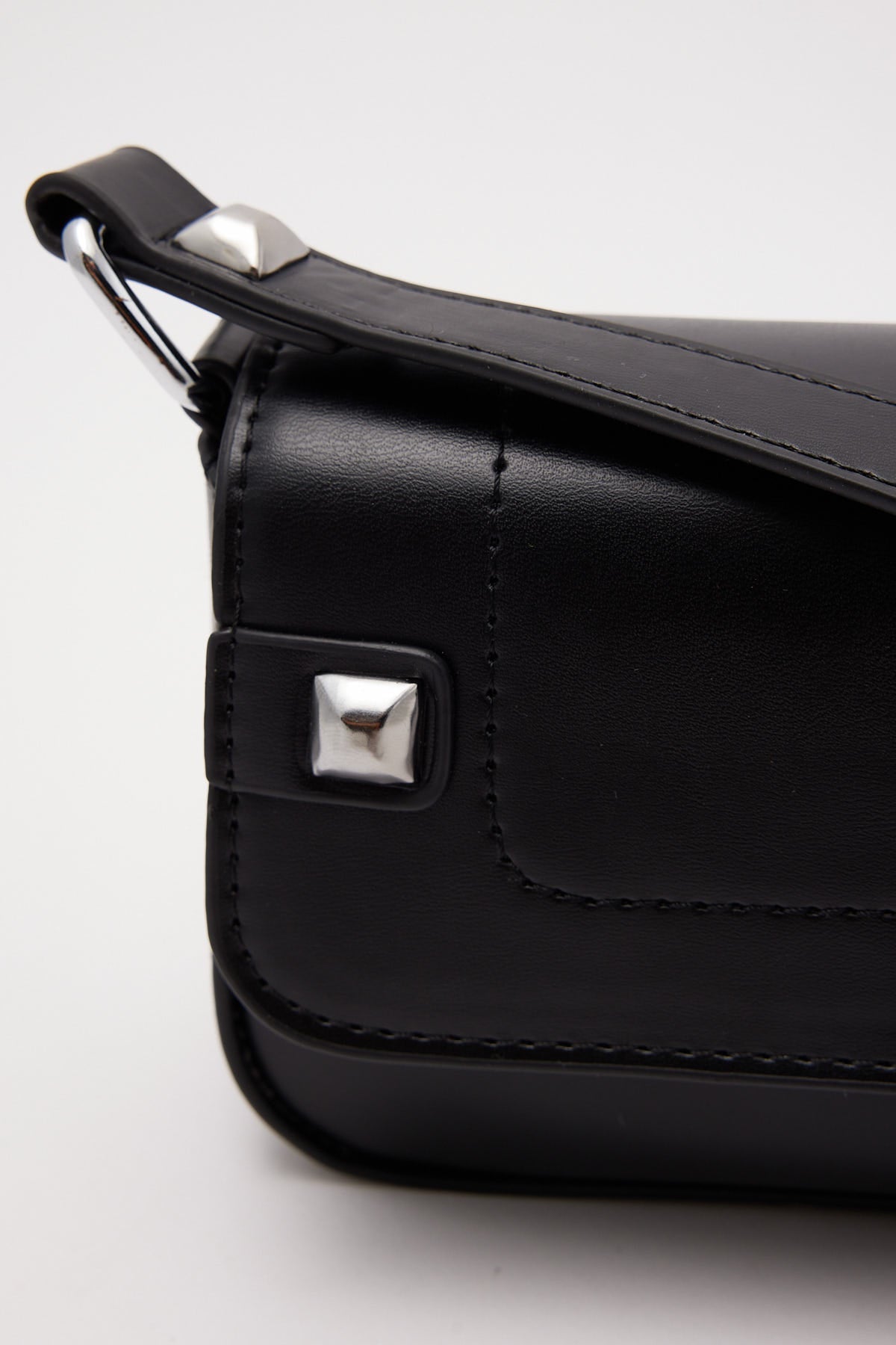 Token Raine Rectangle Handbag Black