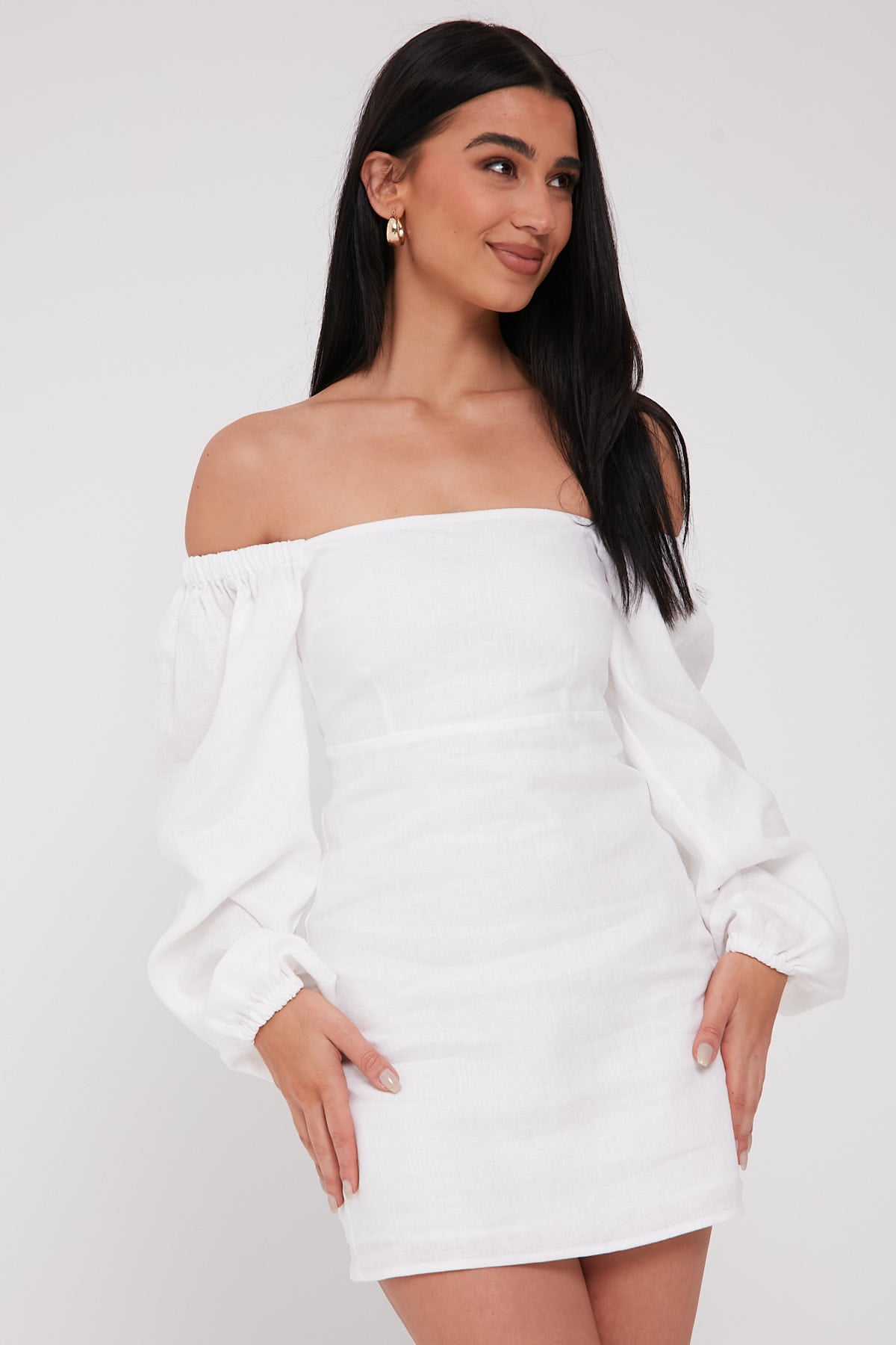 Perfect Stranger Samara Long Sleeve Mini Dress White – Universal Store