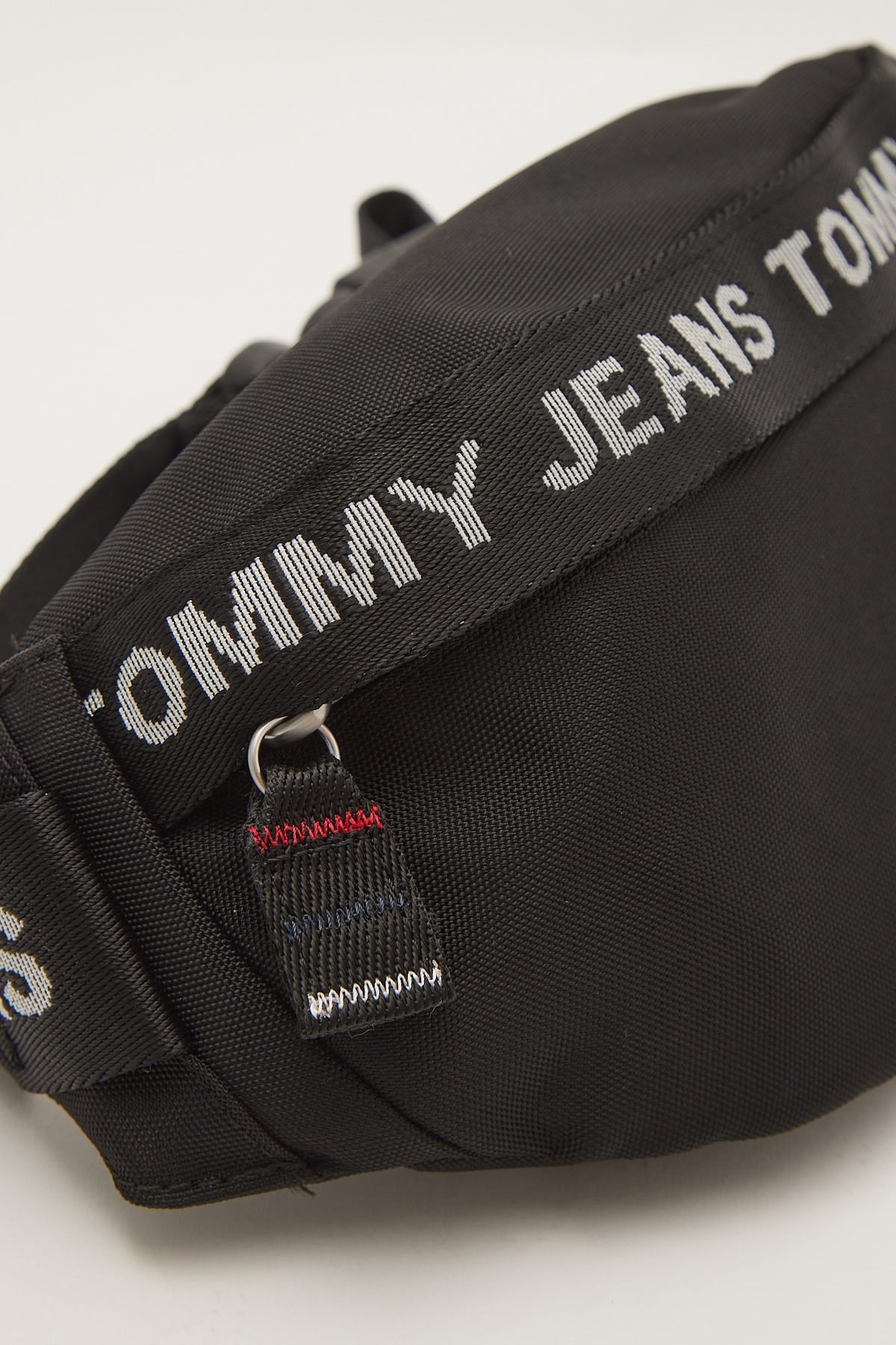 Tommy Jeans TJM Essential Bum Bag Black