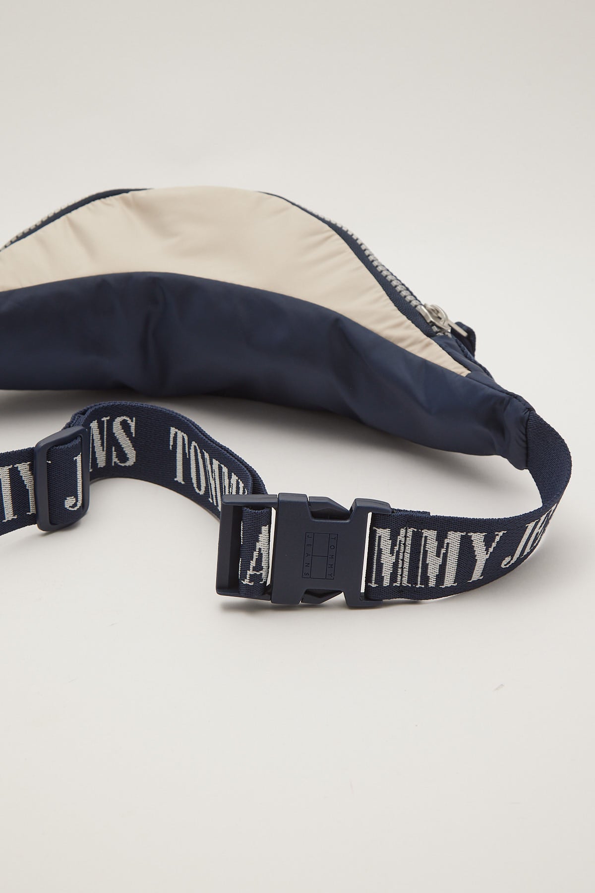 Tommy Jeans TJM Heritage Bum Bag Winter Corporate