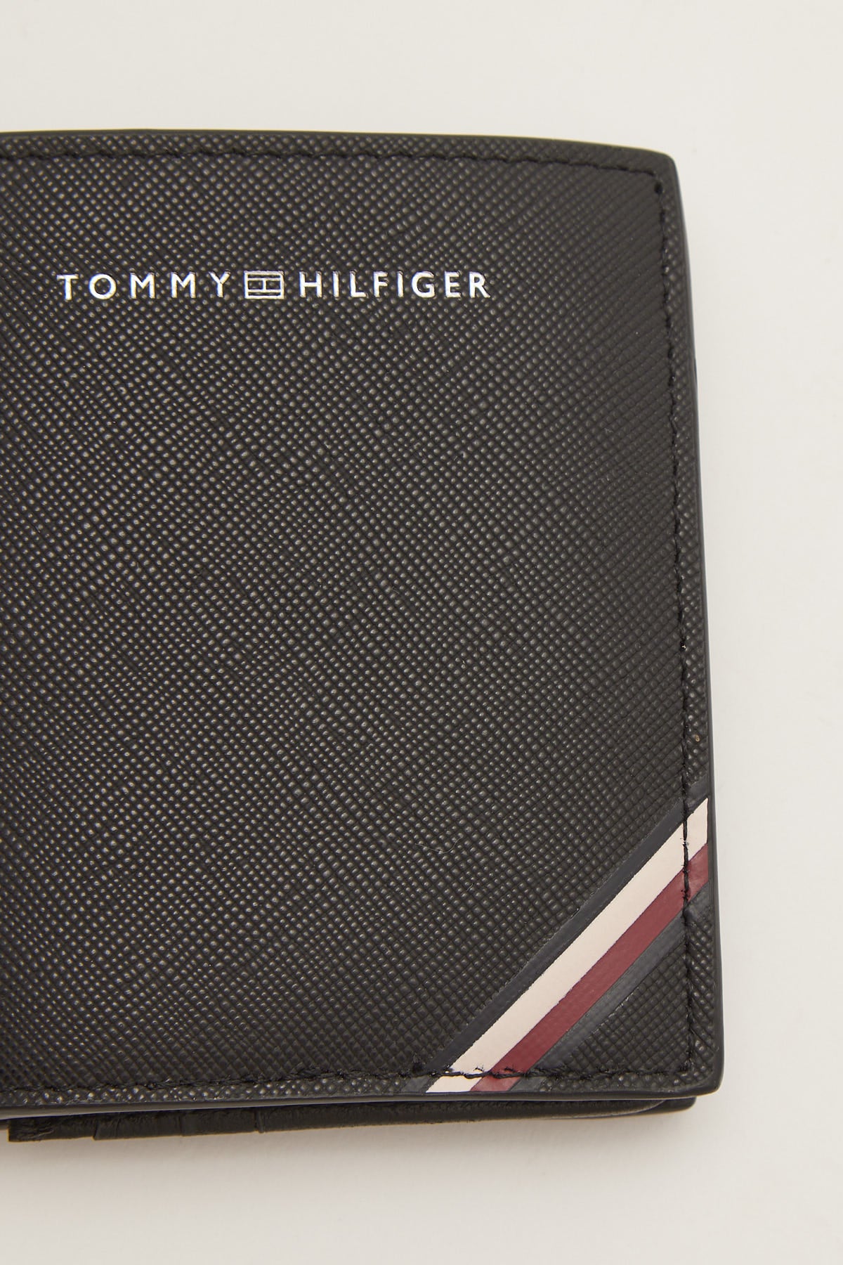 Tommy Jeans TH Central Trifold Black