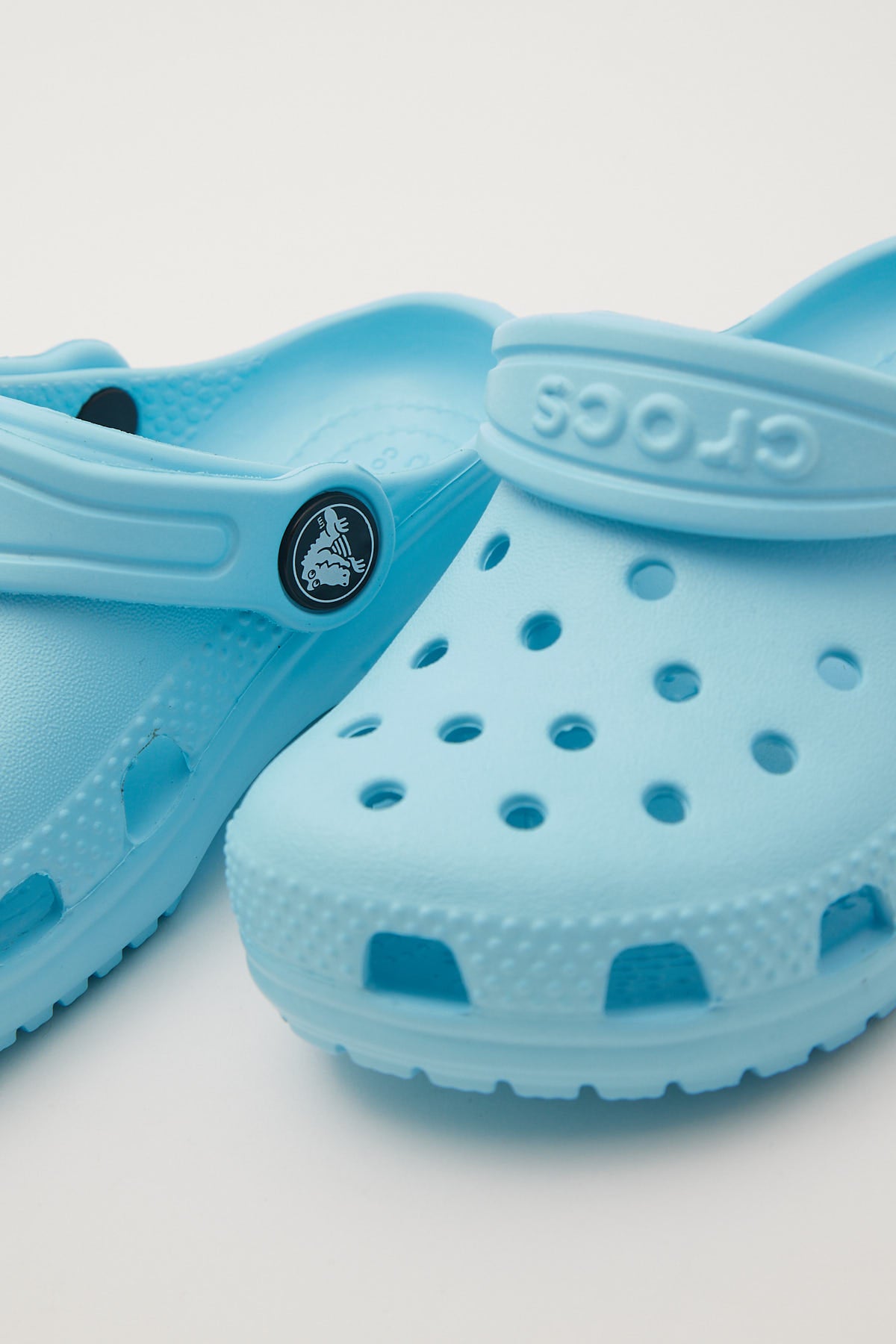 Crocs Kids Classic Clog Arctic – Universal Store