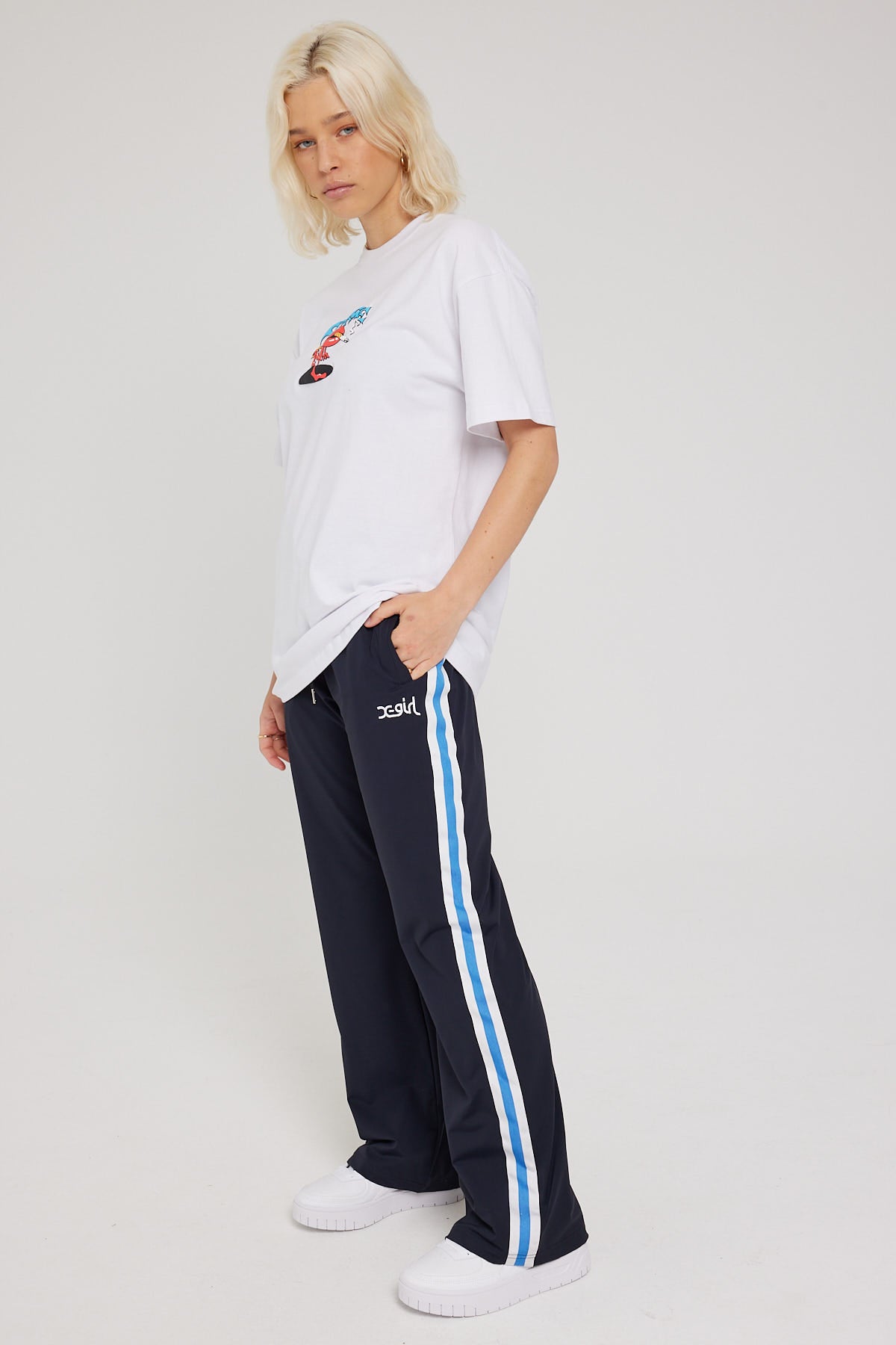 X-girl Butterfly Trackpant Black