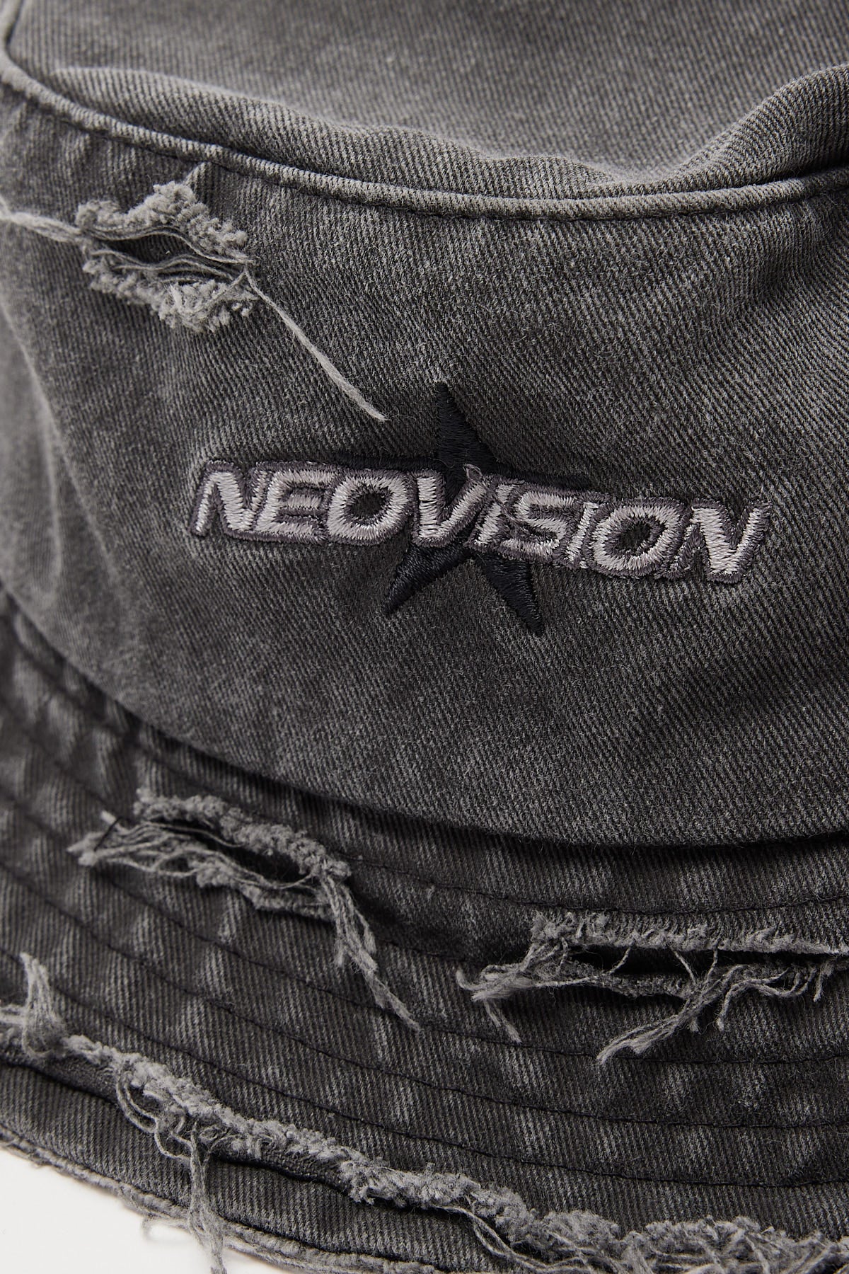 Neovision Famous Distressed Bucket Hat Black