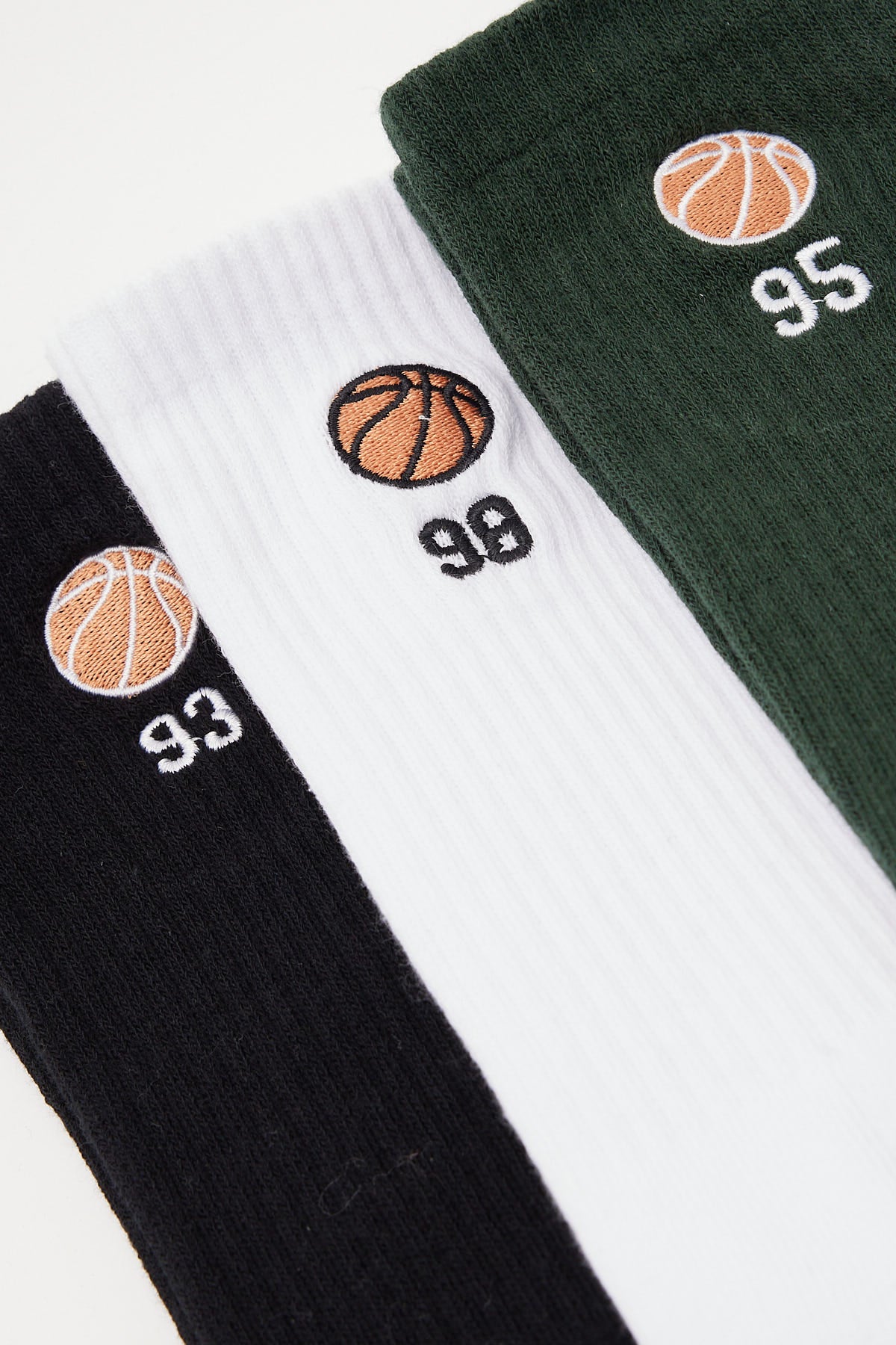 Common Need Basketball Sock 3 Pack Black/Green/White