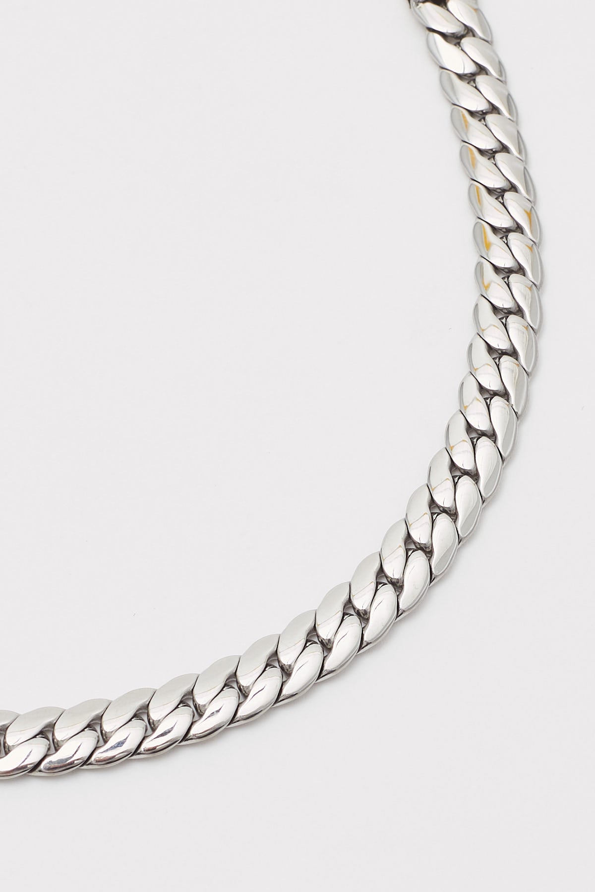 Common Need Flat Curb Chain Bracelet Stainless Steel