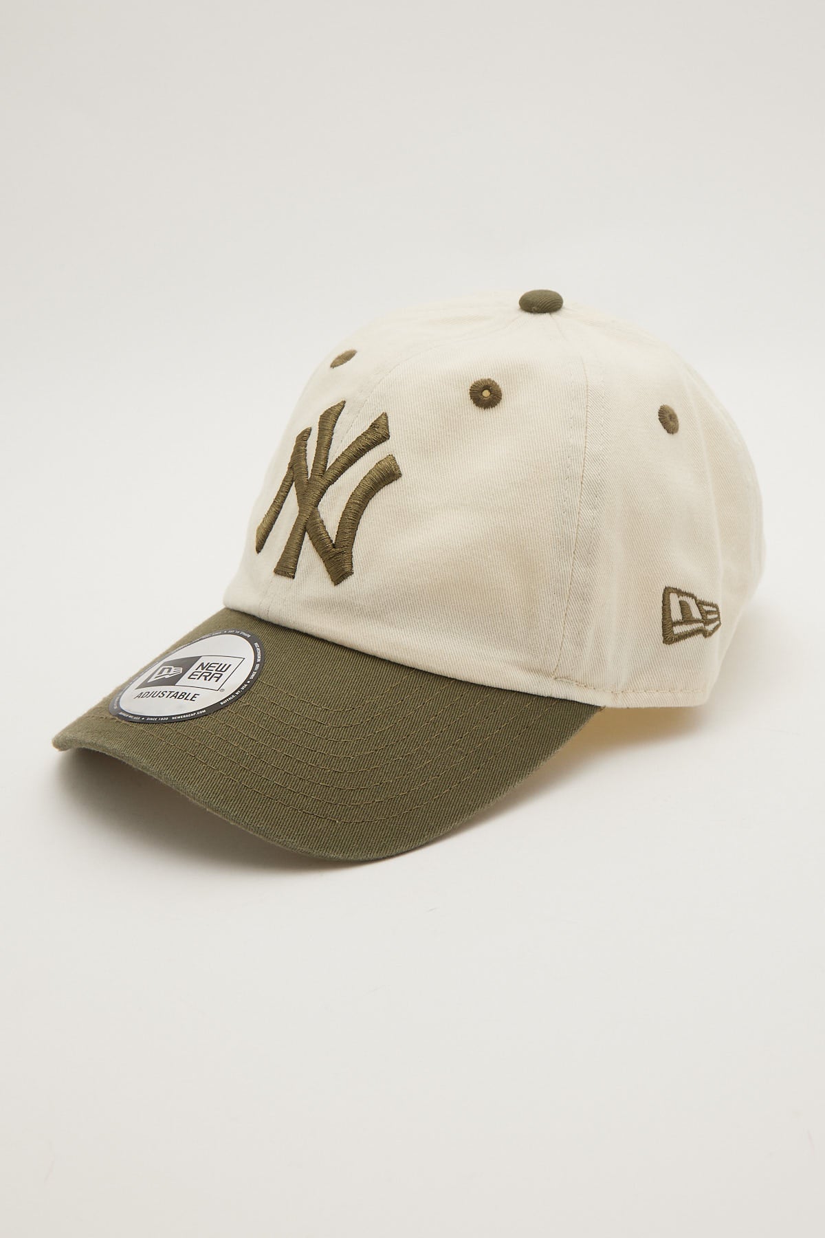 New Era Casual Classic NY Yankees Olive