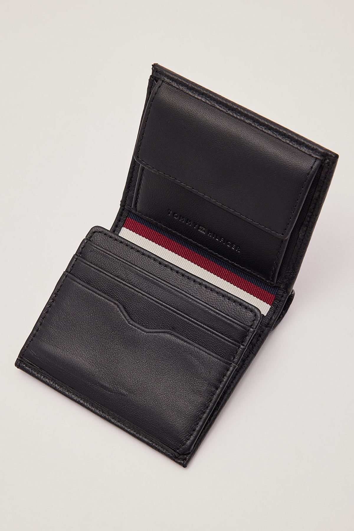 Tommy Jeans Central Trifold Wallet Black
