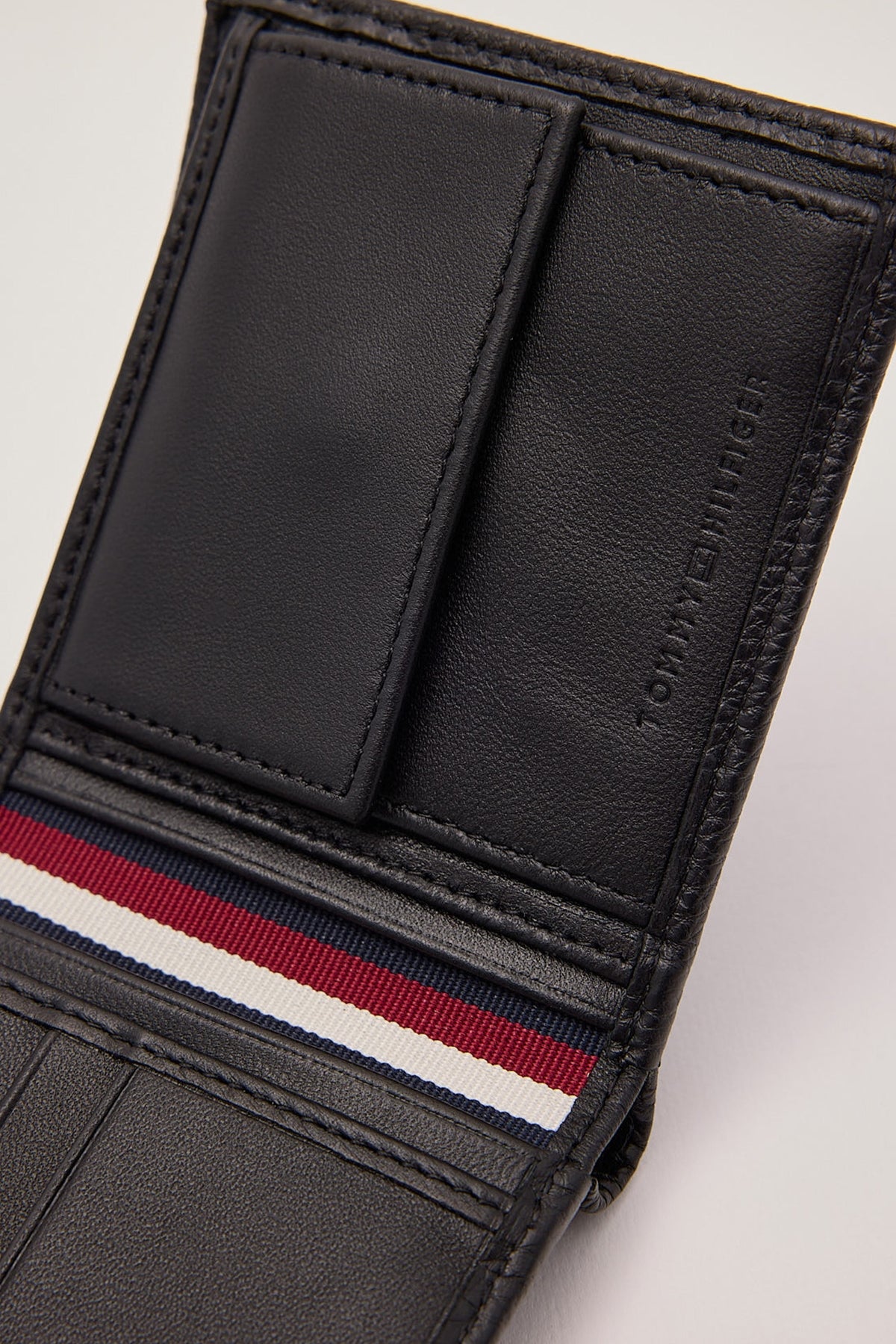 Tommy Jeans Central Flap and Coin Wallet Black