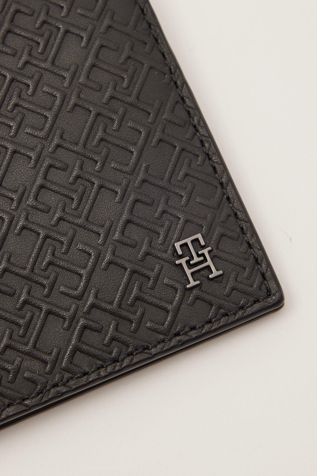 Men's Wallets – Universal Store