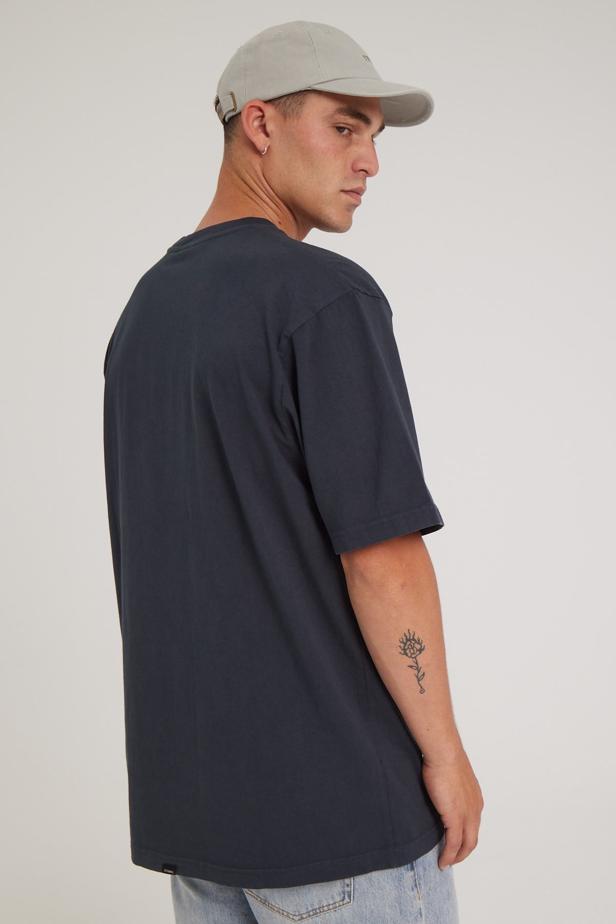 Thrills Rise Above Oversize Fit Tee Ebony