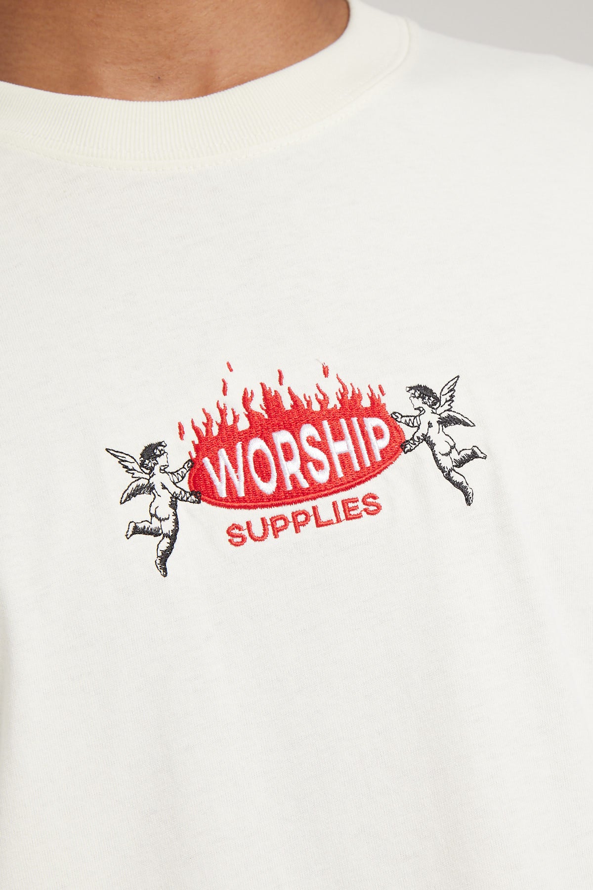 Worship Hot Plate Tee Bone Universal Store
