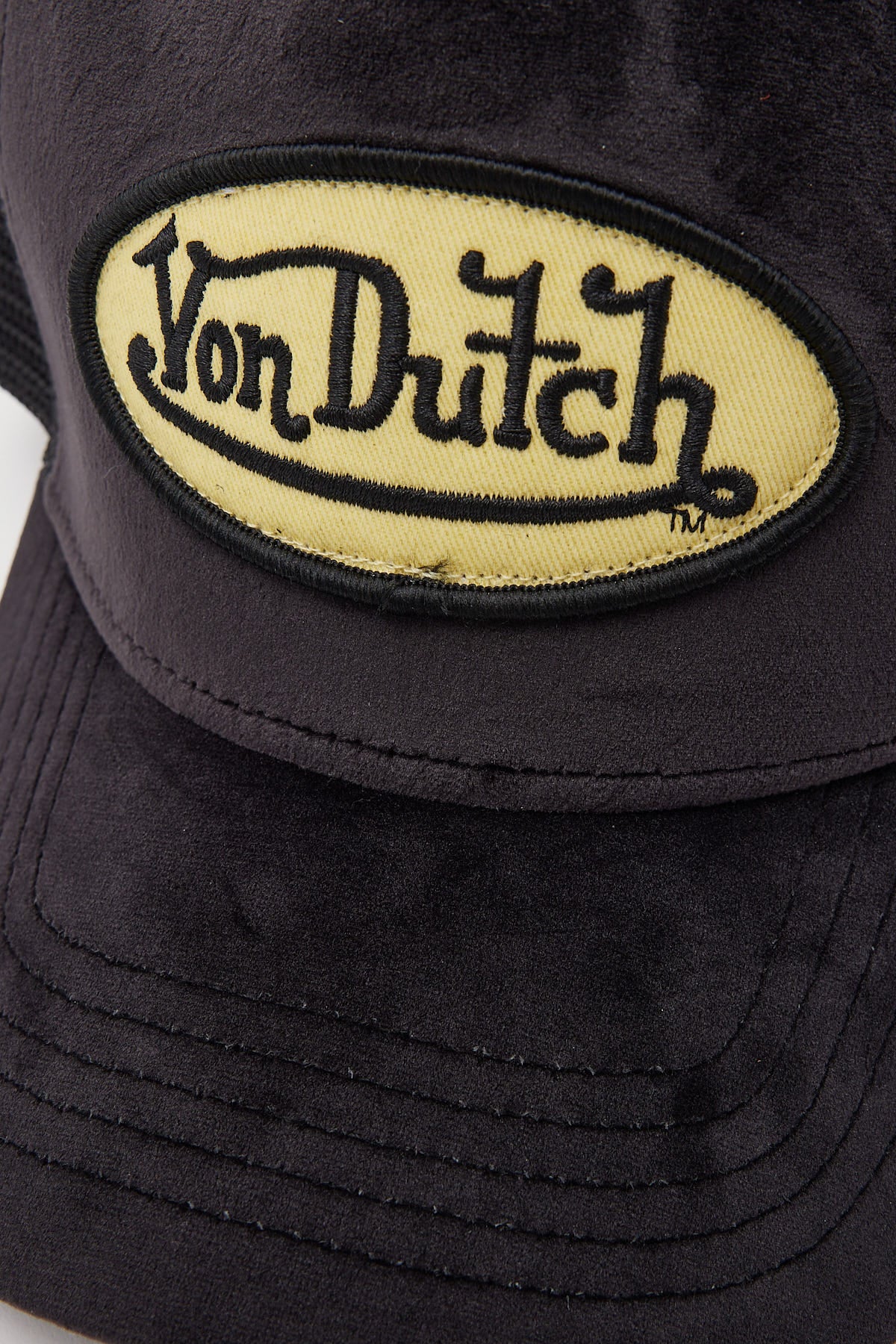 Von Dutch Black Velvet Trucker Black
