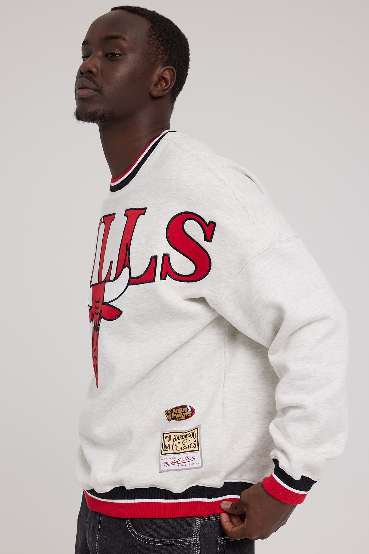 Mitchell & Ness Bulls Shooting Crew Silver Marle
