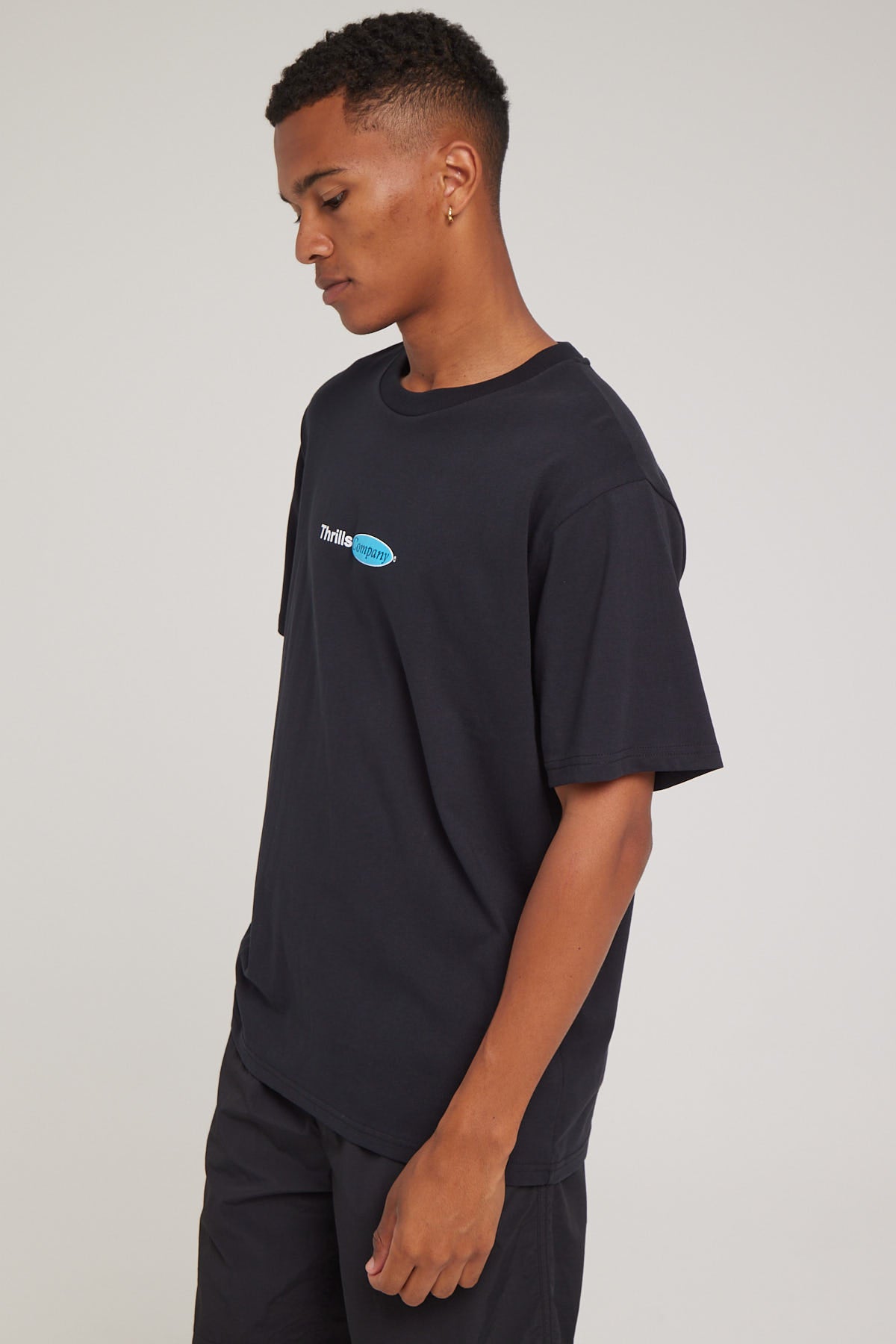 Thrills In Harmony Tee Washed Black