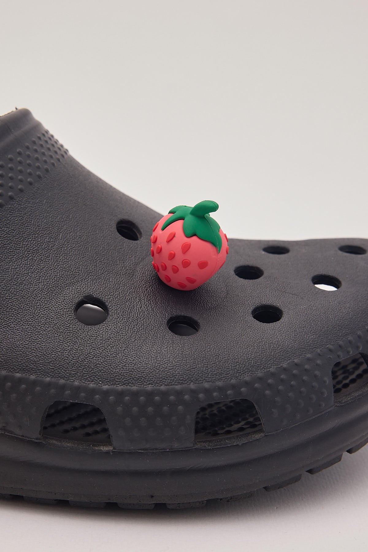Crocs 3D Strawberry Jibbitz