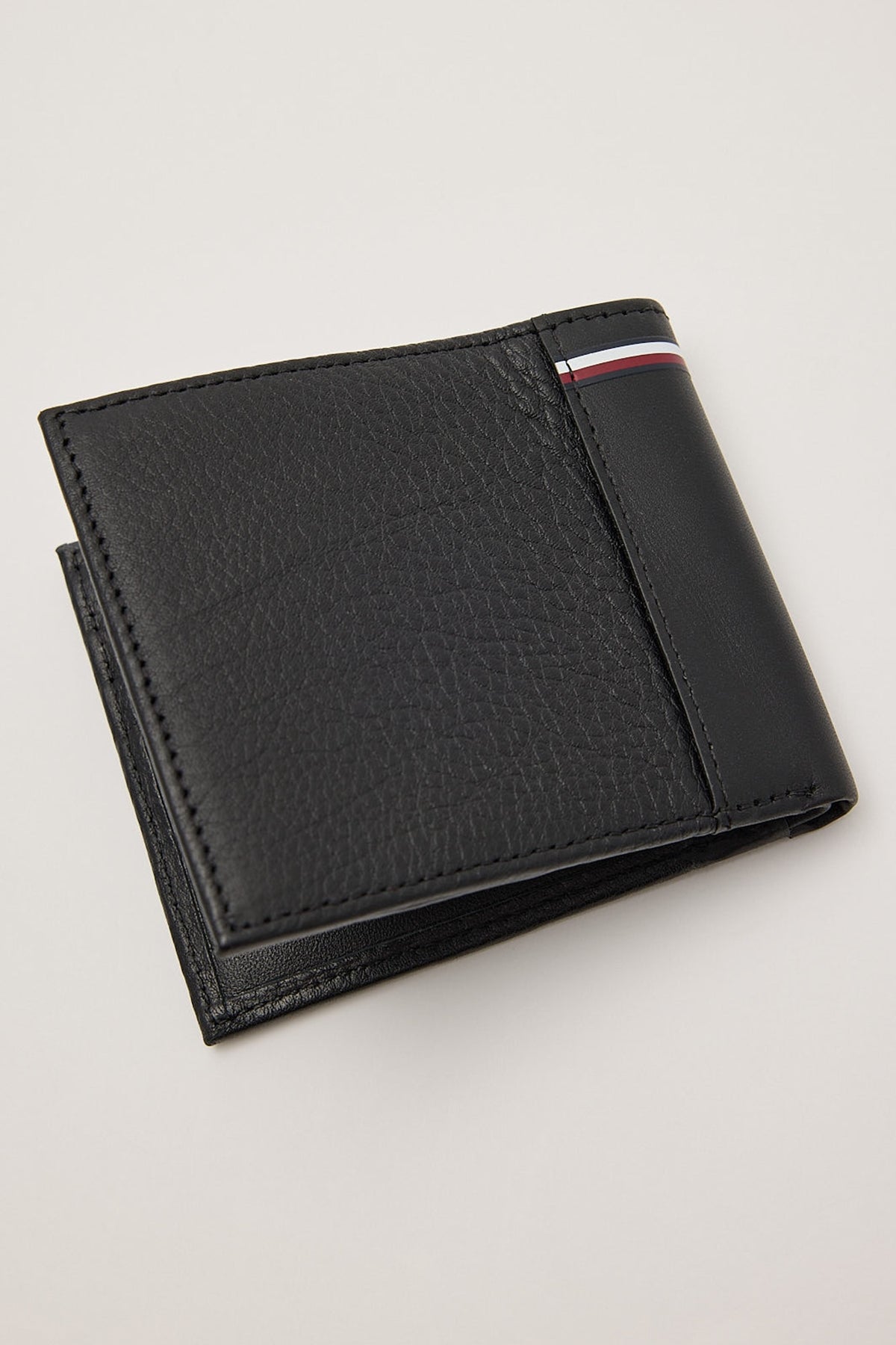 Men's Wallets – Universal Store