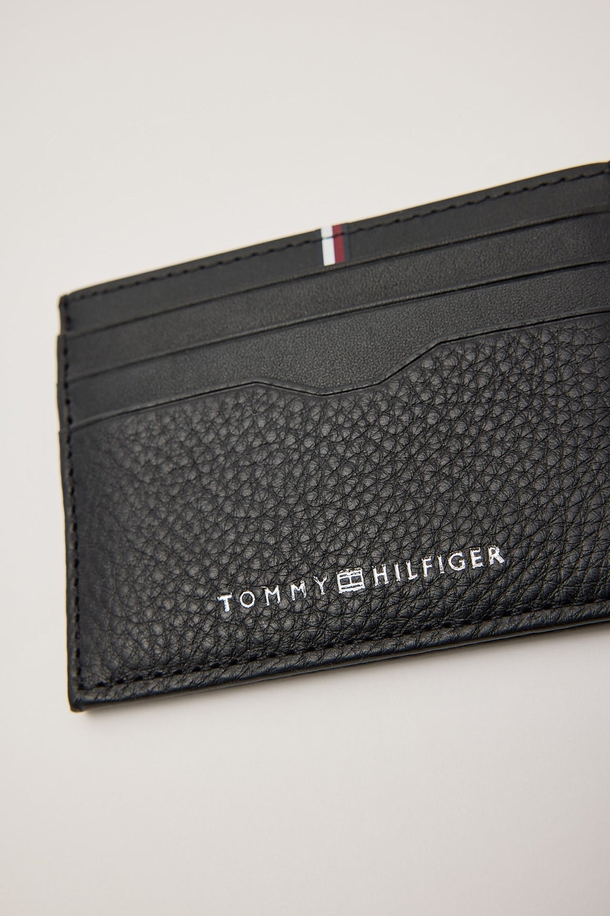 Men's Wallets – Universal Store