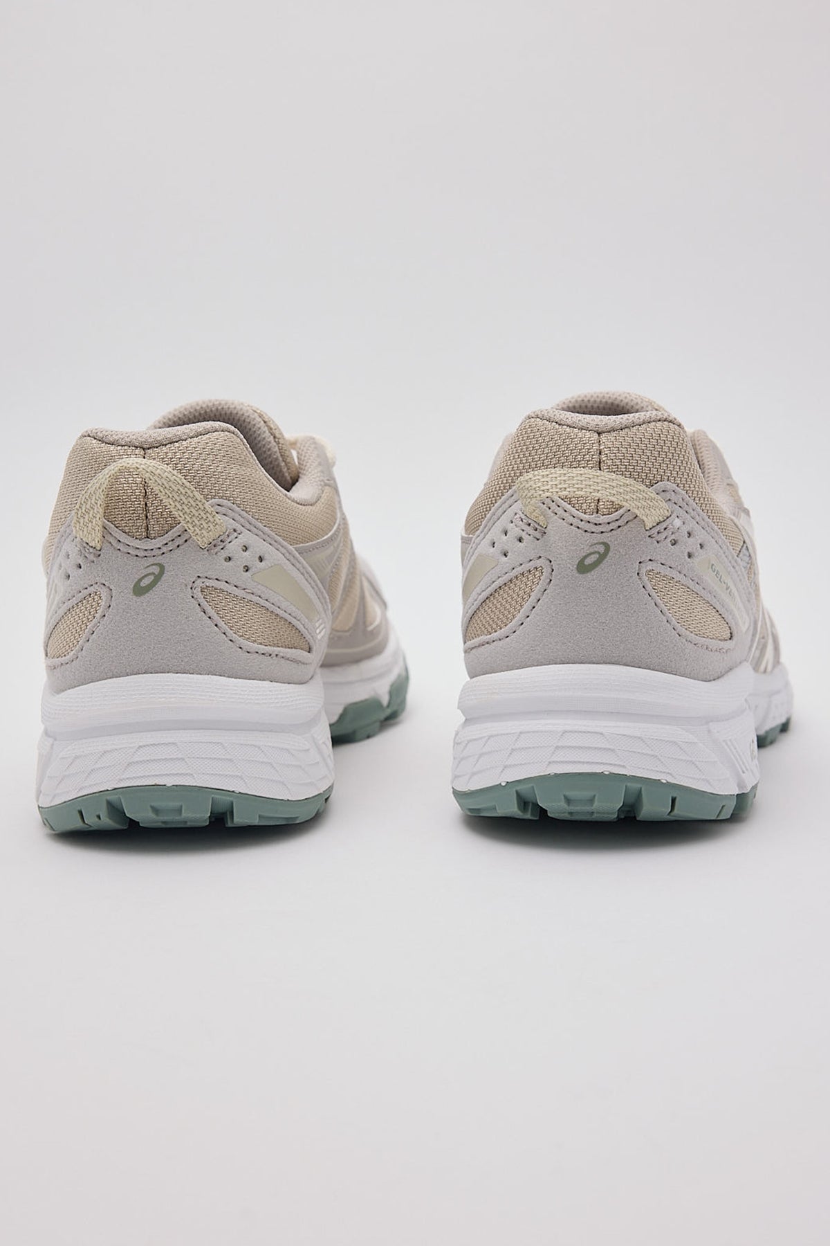 Asics – Universal Store